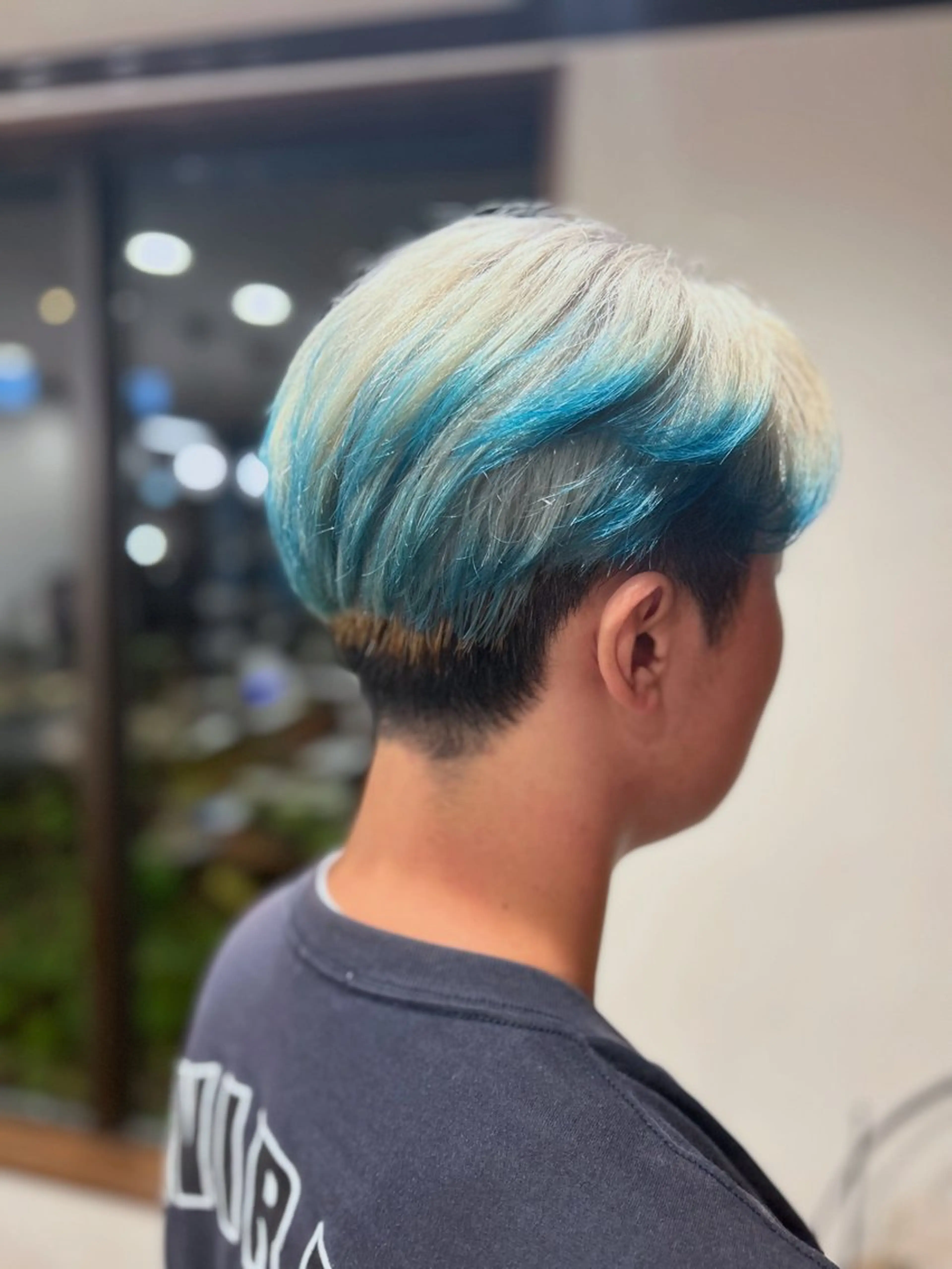 ショート メンズ メンズブリーチ 美容室　Luccica HAWAII所属・村田 翔のヘアスタイル