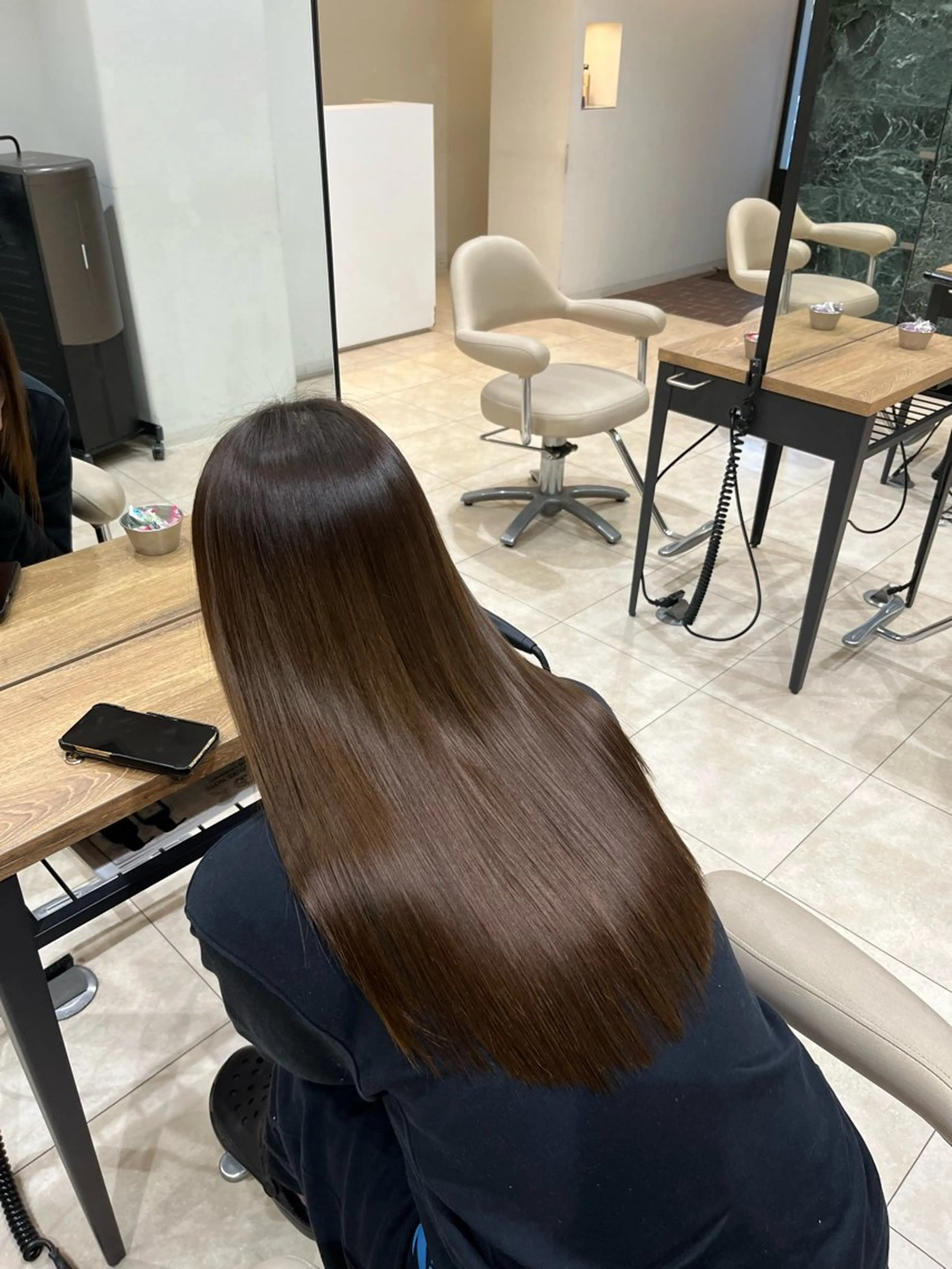 ロング トリートメント 髪の修復専門サロン　hair place VIVE所属・KOTA / ハイトーン/髪質改善のヘアスタイル