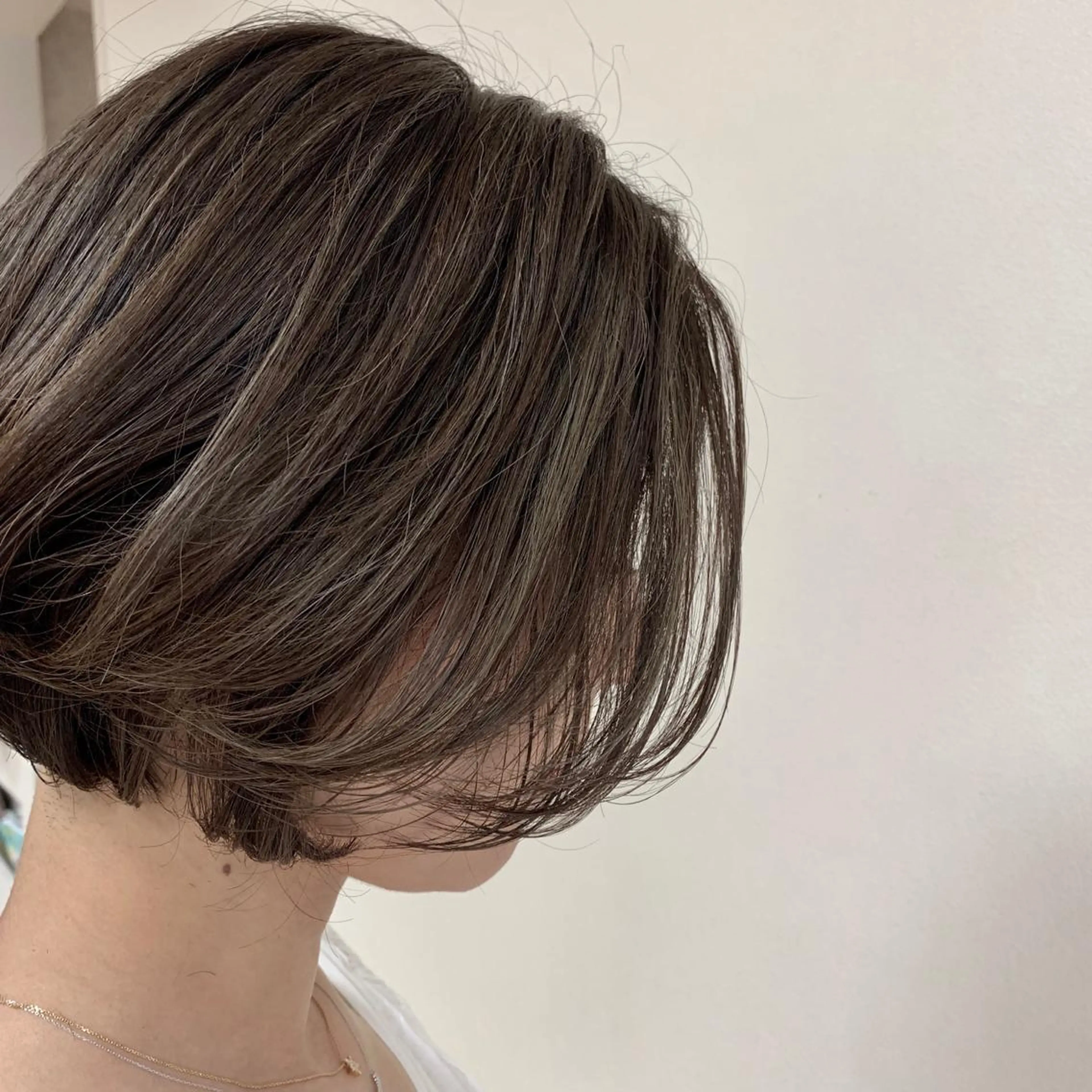 ショート カラー ヘアアレンジ ヘアカラー トリートメント 【Sweep】おじま のぞみのヘアスタイル