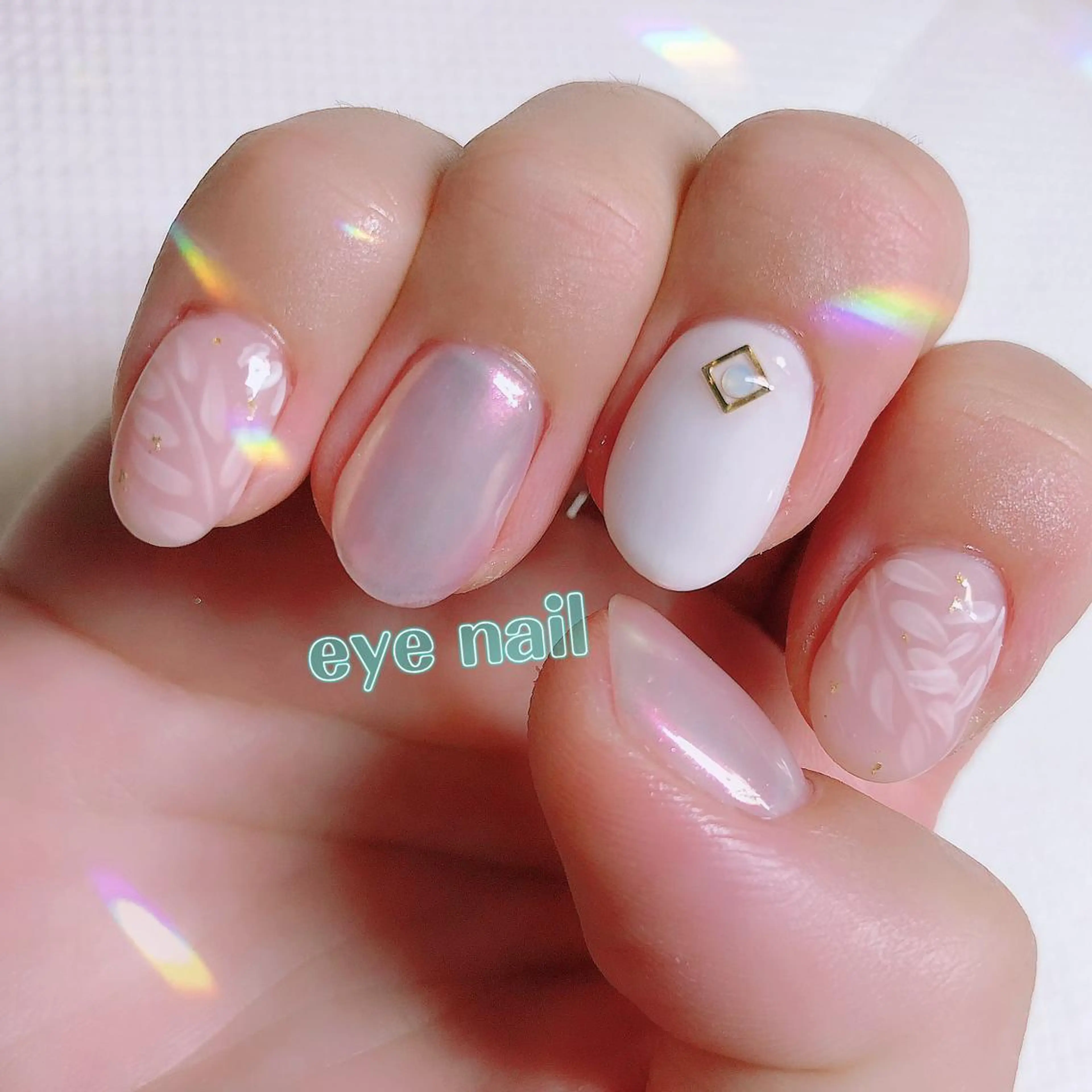ネイル オーロラネイル シンプルネイル ハンドネイル Eye nailのネイルデザイン