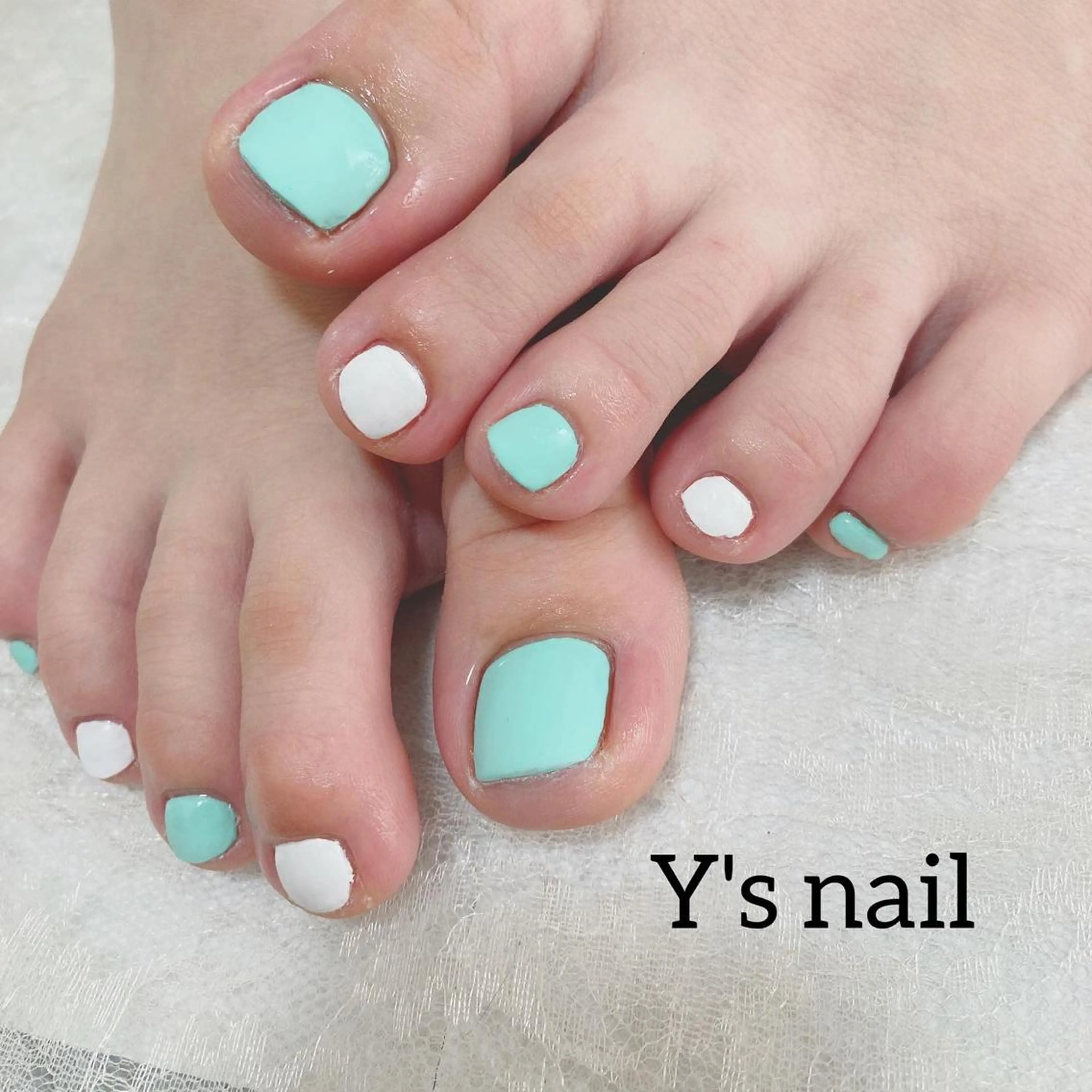 ネイル 夏ネイル フットネイル 手書きが得意🖌️ Y’s  nailのネイルデザイン