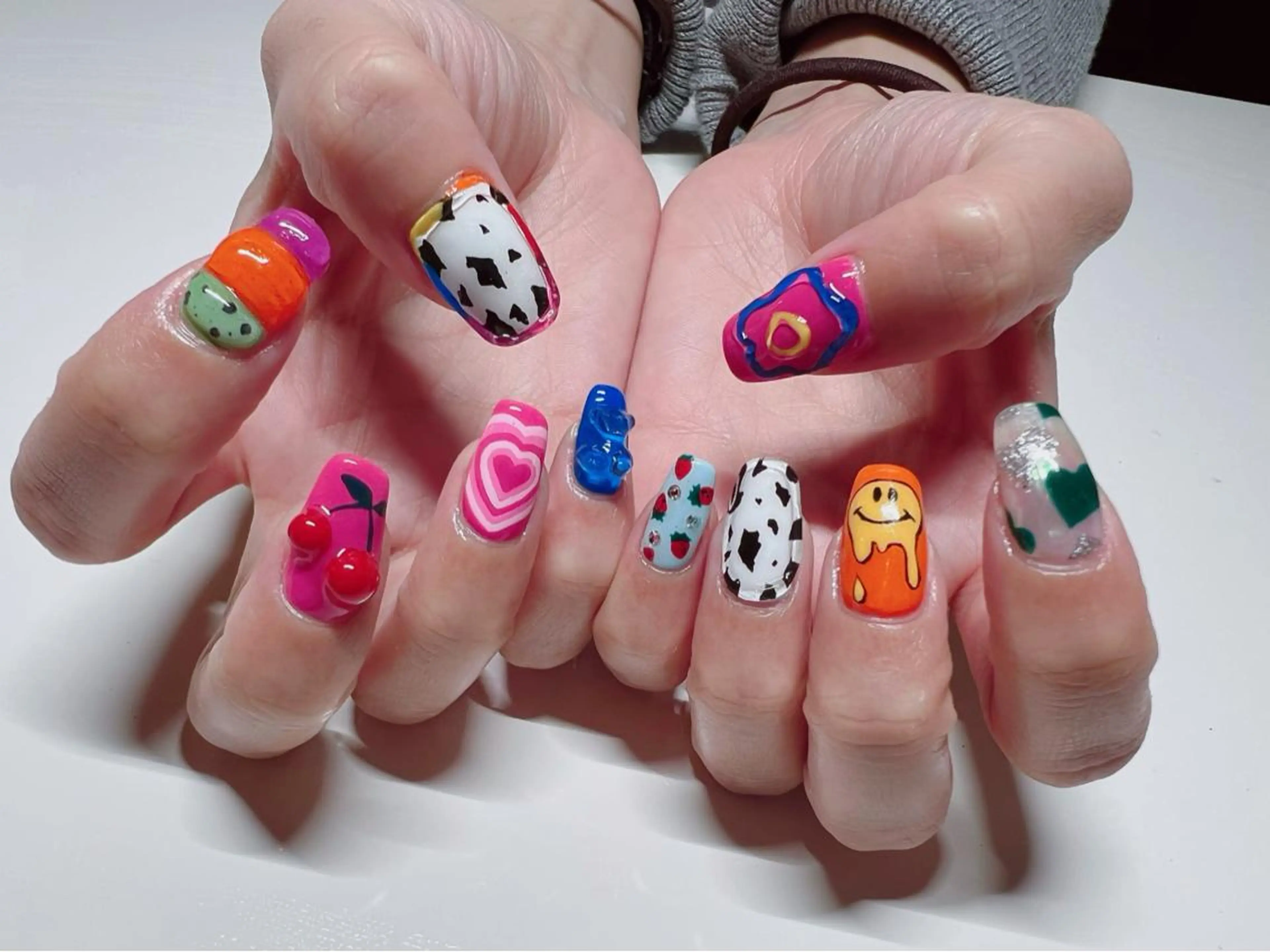 ネイル ハンドネイル IRAS所属・IRAS..nail ＥＲＩＫＡのネイルデザイン
