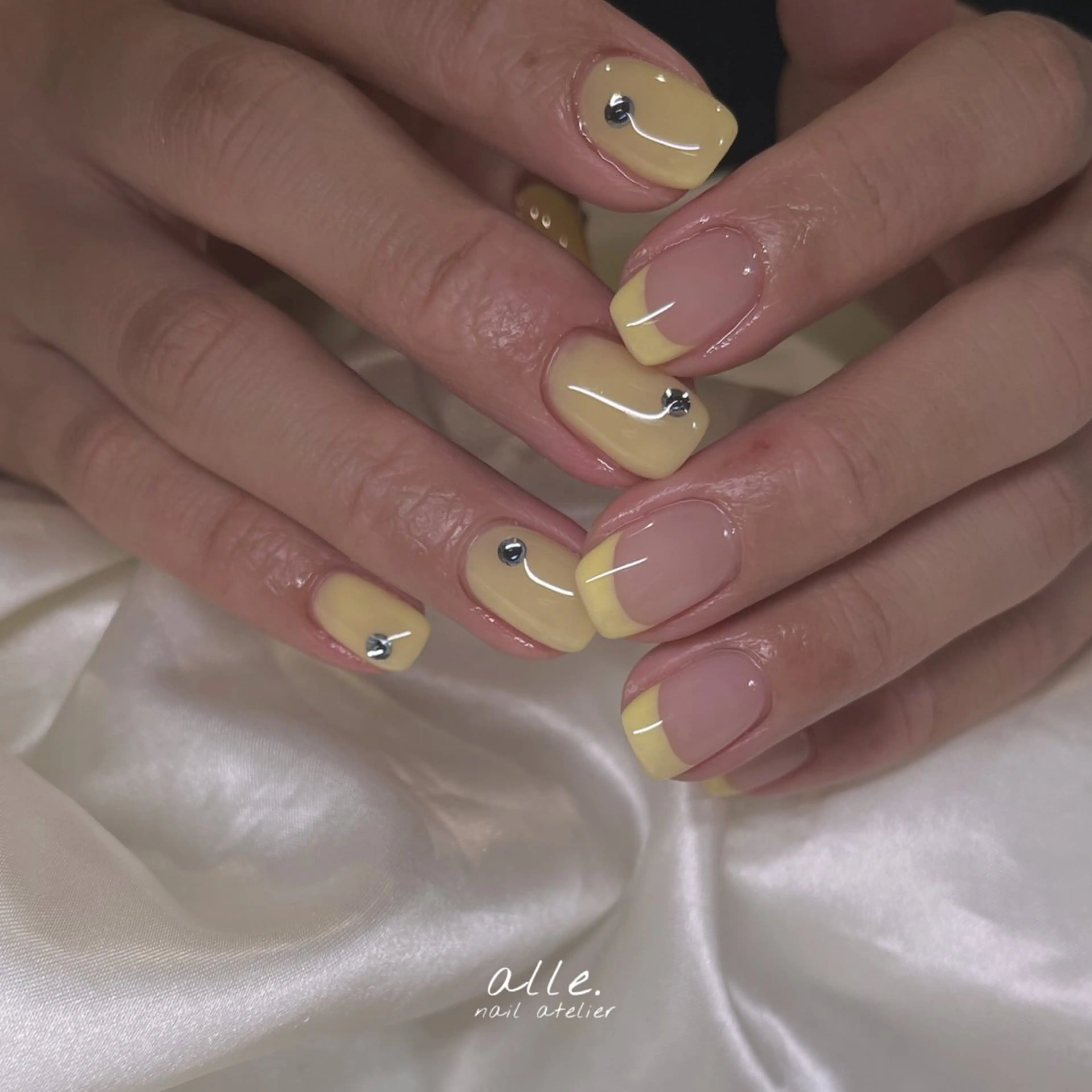 ネイル ハンドネイル atelier alle.のネイルデザイン