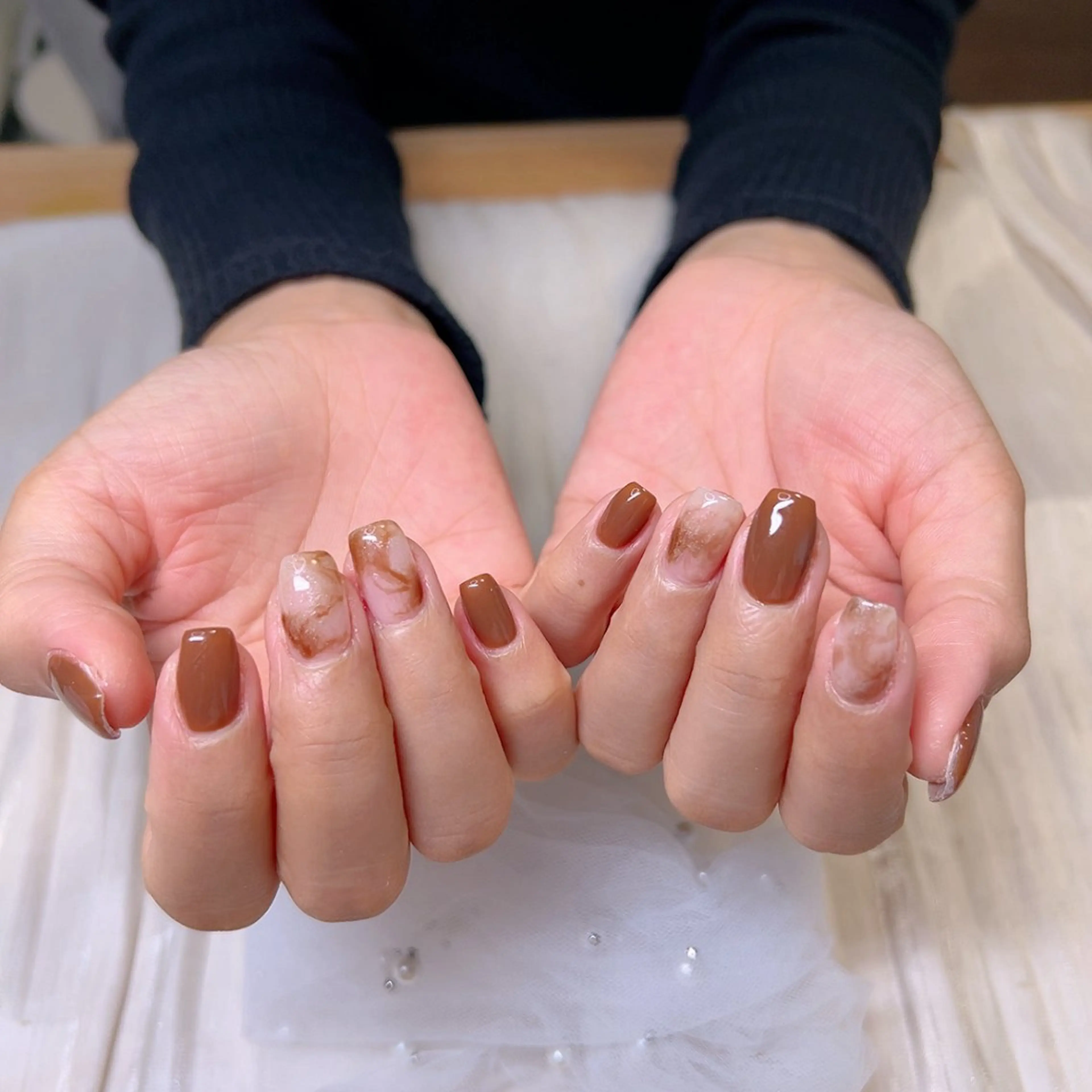 ネイル ニュアンスネイル オフィスネイル シンプルネイル 冬ネイル ハンドネイル Cute Tips nailのネイルデザイン