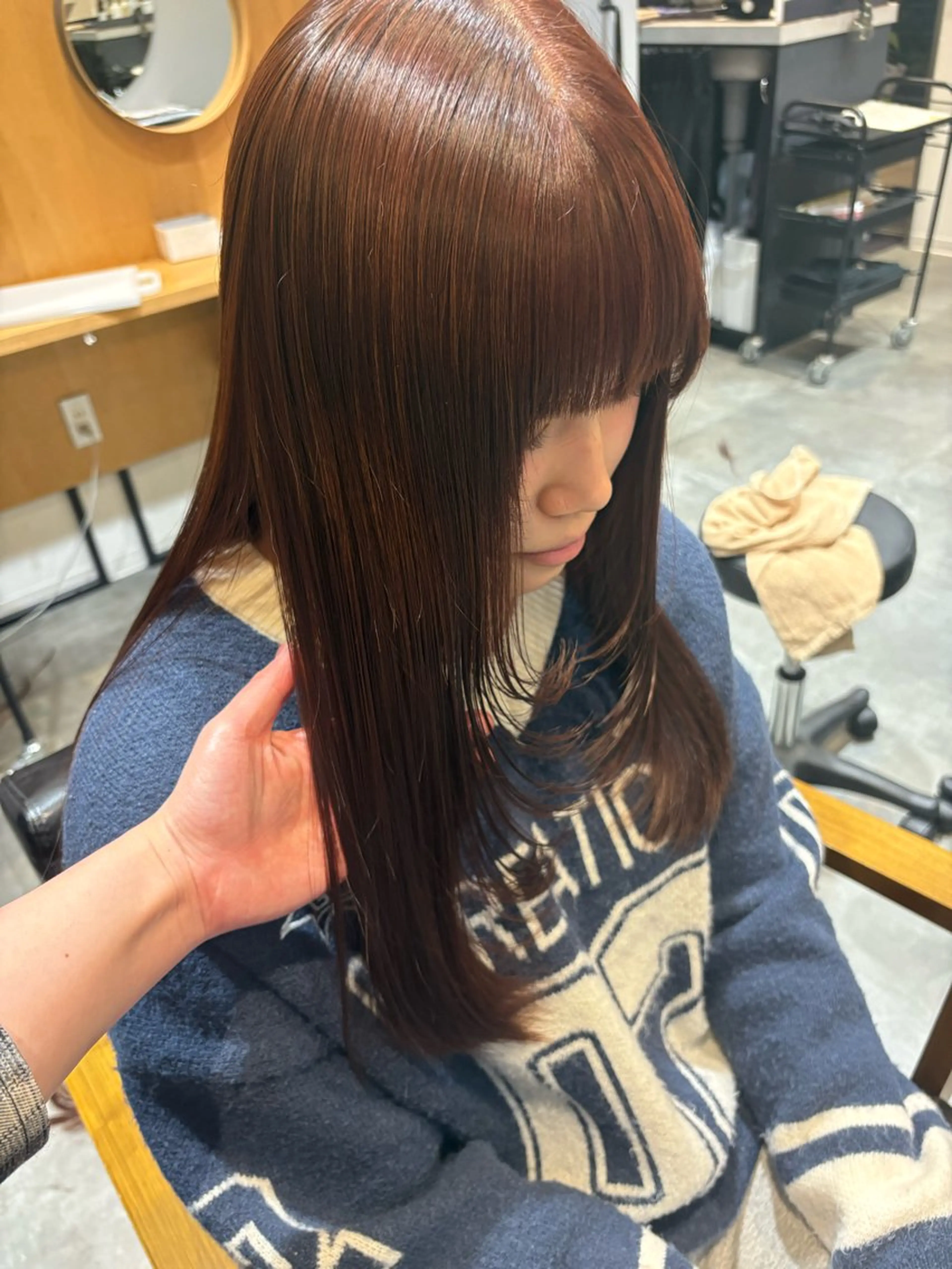 ロング カット ヘアカラー 小堀 いぶきのヘアスタイル