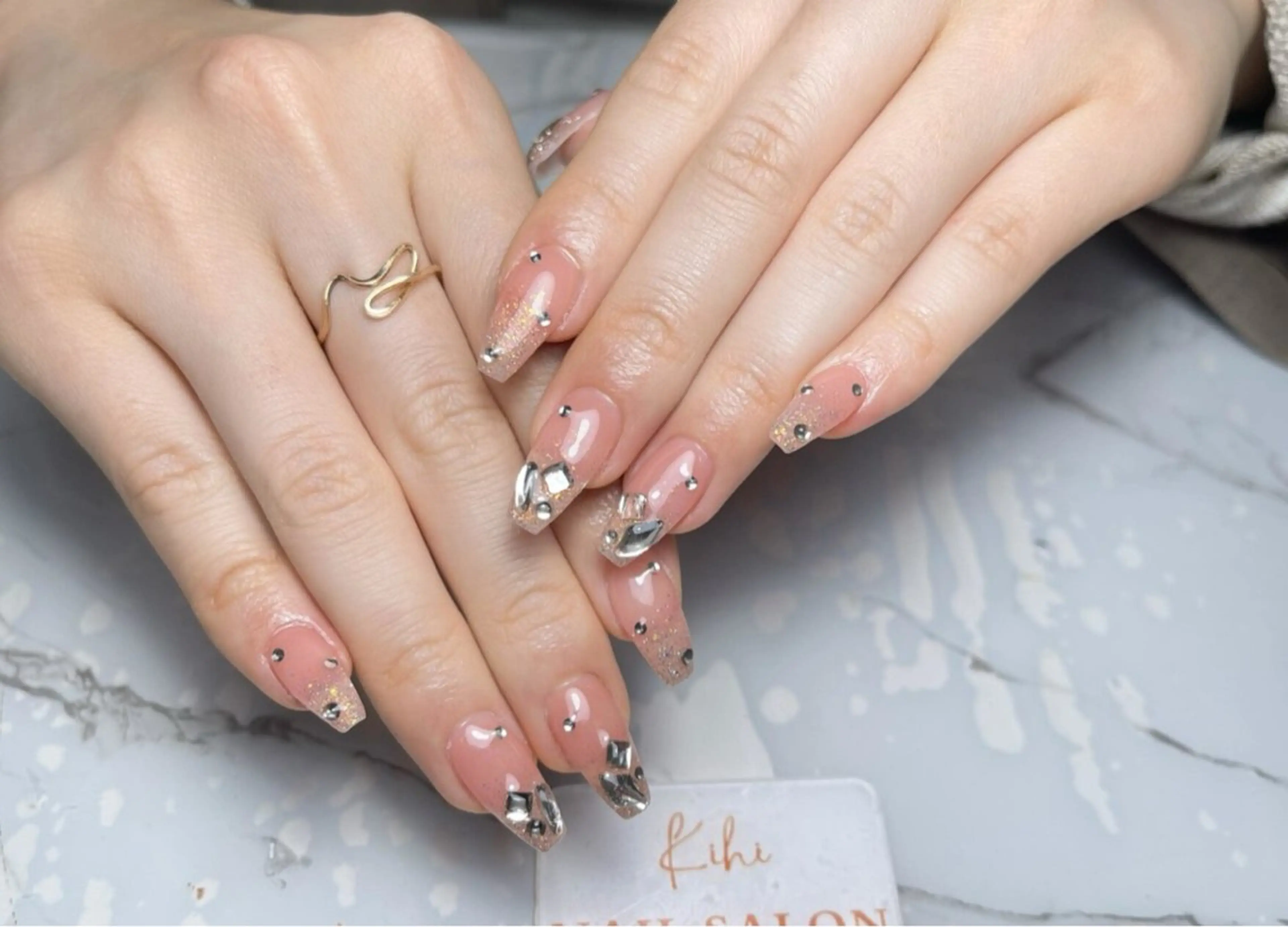 ネイル アートネイル フレンチネイル ジェルネイル グラデーション 韓国ネイル 村中 ハナのネイルデザイン