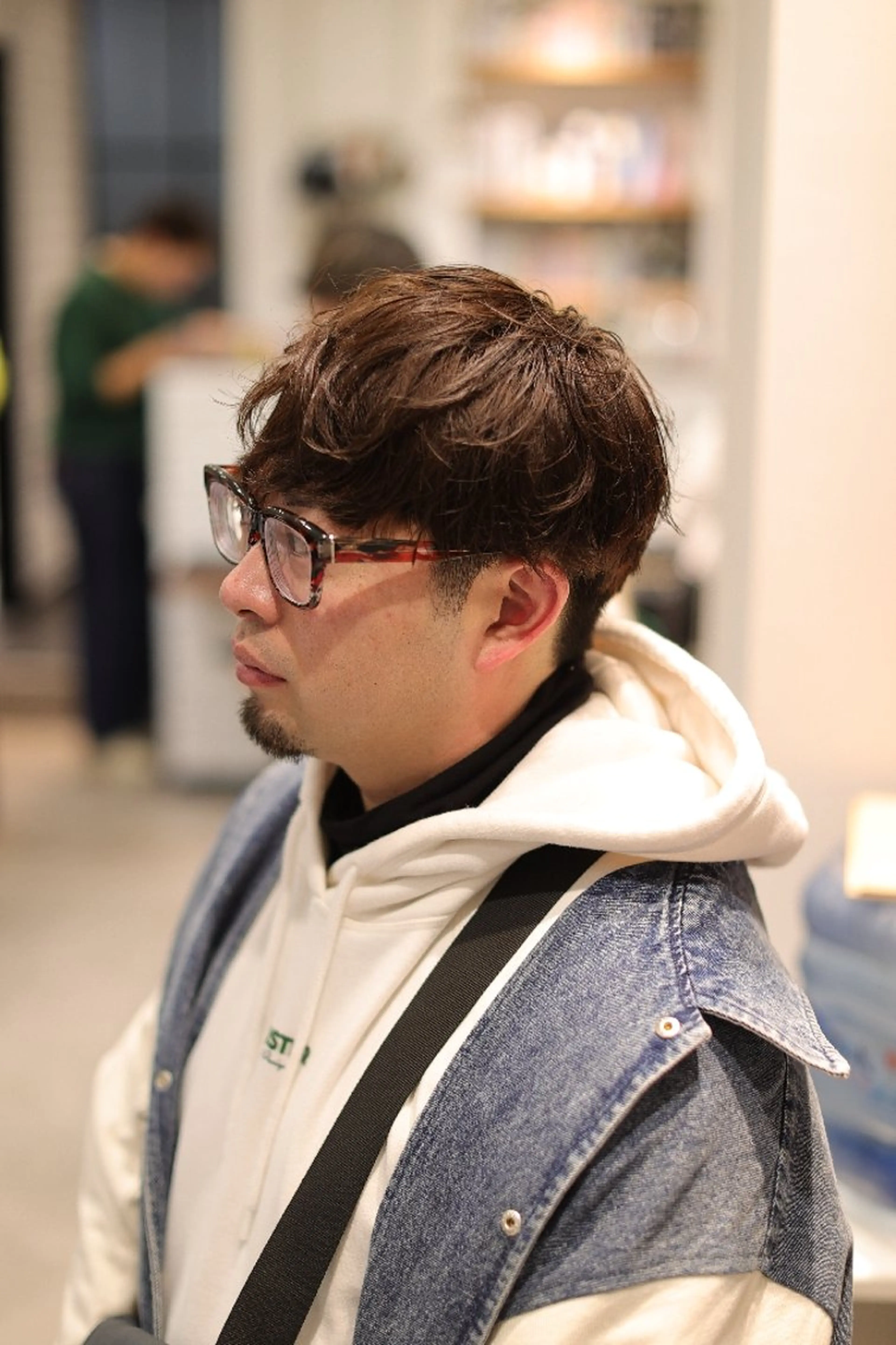 ミディアム ミディアムパーマ くせ毛 カット 🎶メンズカット🧴 大森✂️⸒⸒のヘアスタイル