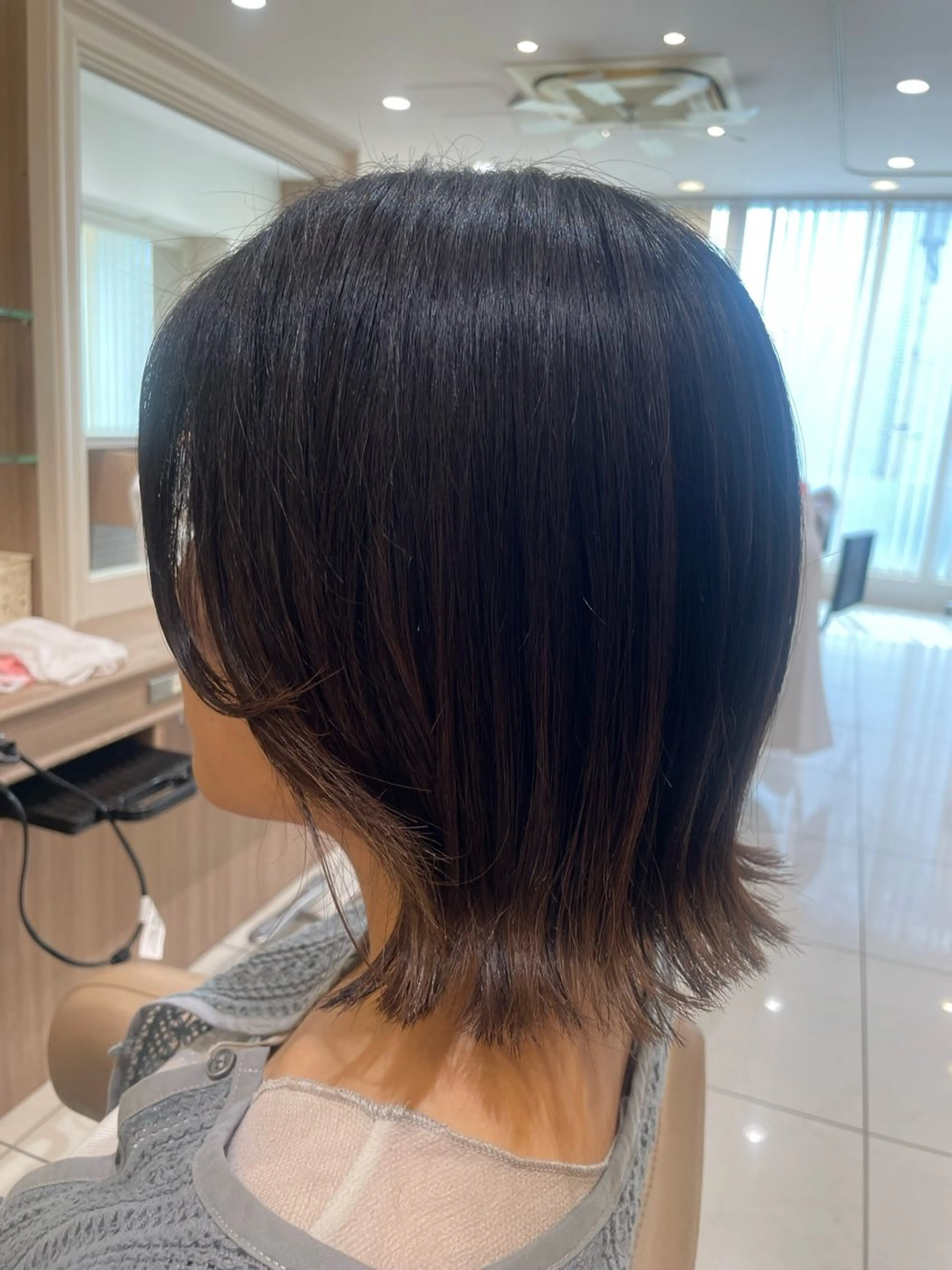 ショート ヘアアレンジ くびれヘア 顔周りカット レイヤーカット 外ハネヘア カット 韓国ヘアメイク🎀/ 縮毛矯正✨山本媛香のヘアスタイル