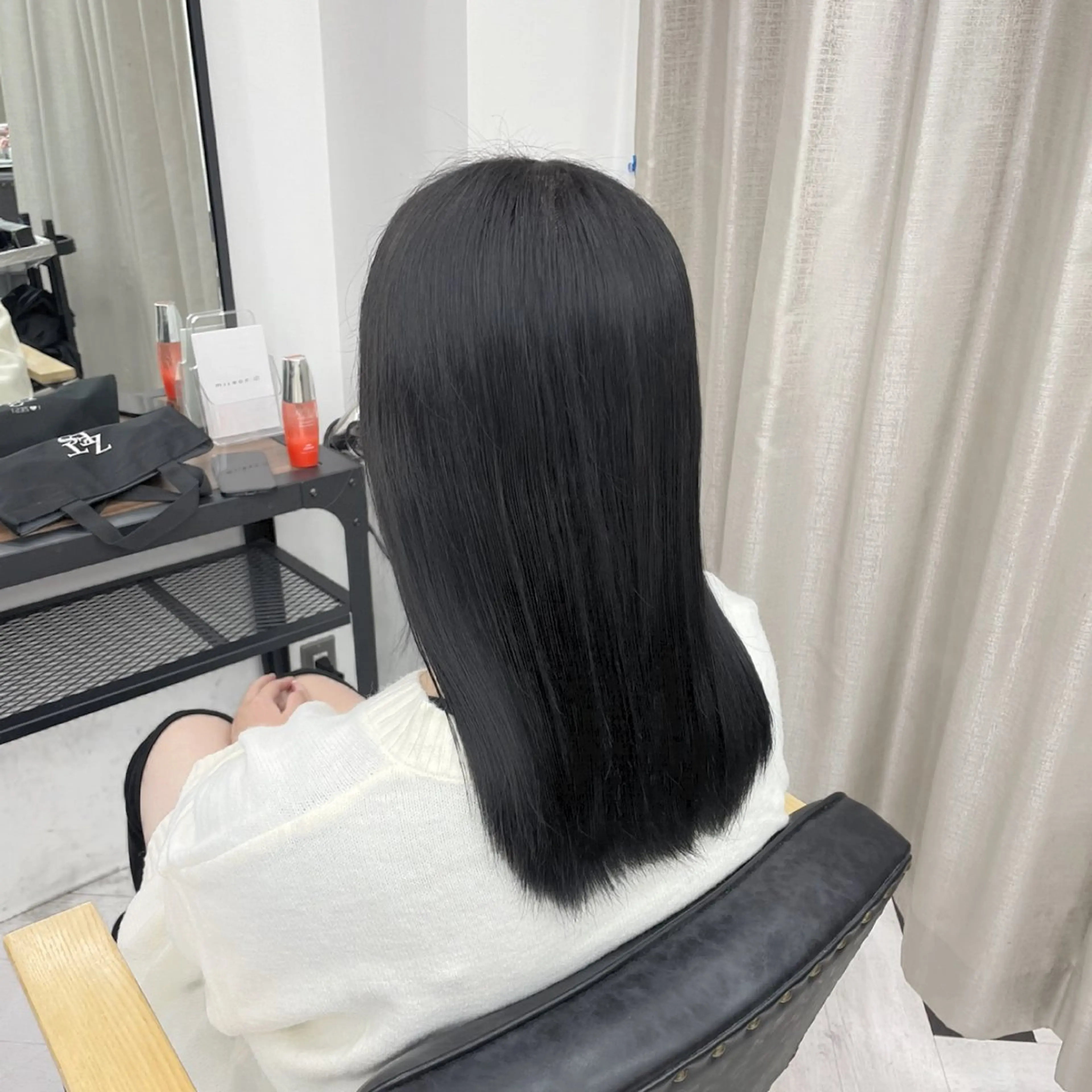 ミディアム カラー パーマ ヘアアレンジ メンズ 黒髪 グレージュ 髪質改善 トリートメント mona/ ストレートスタイル✨のヘアスタイル