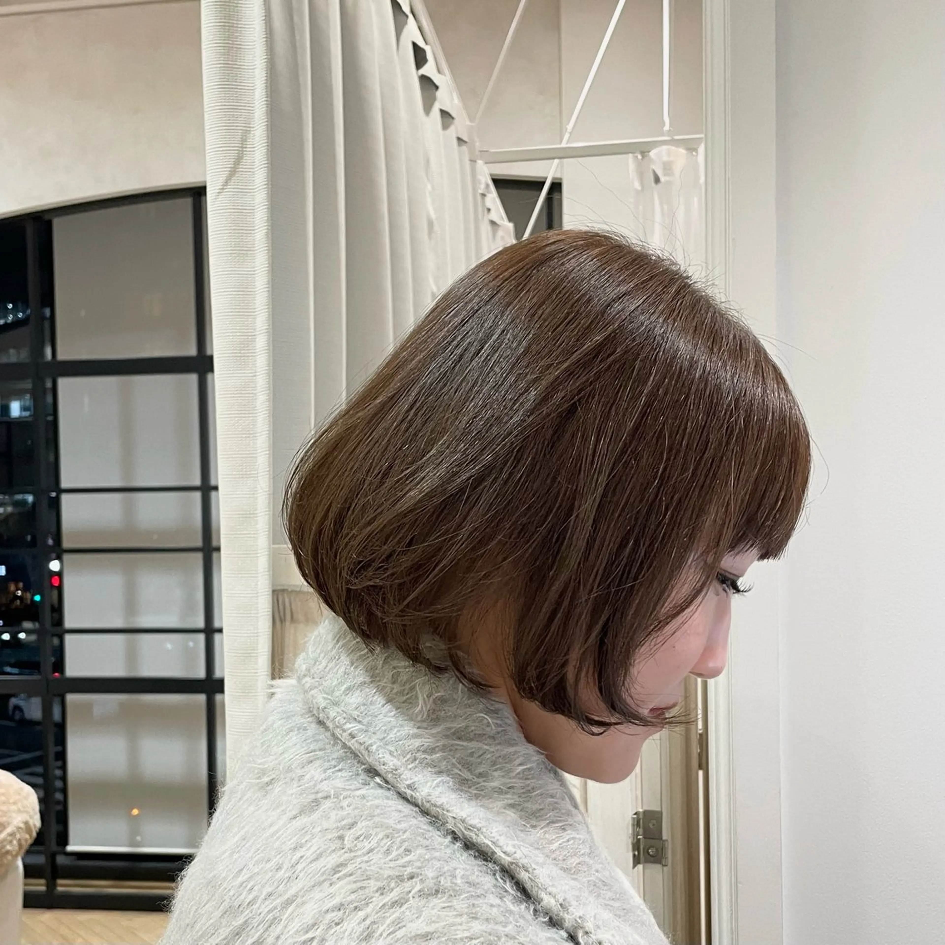 ショート カラー ブラウンカラー カット ヘアカラー ELLE salon サエのヘアスタイル