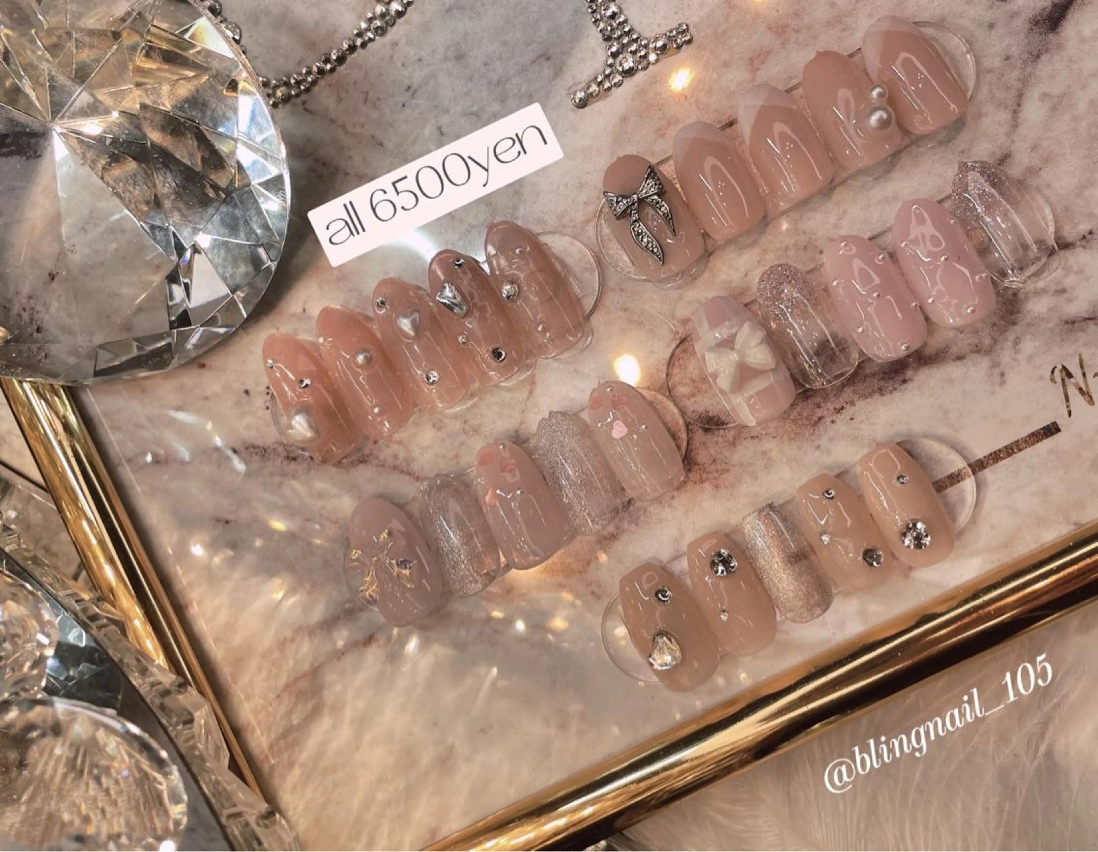 ネイル 23時まで❤︎韓国、 ワンホンネイルのネイルデザイン