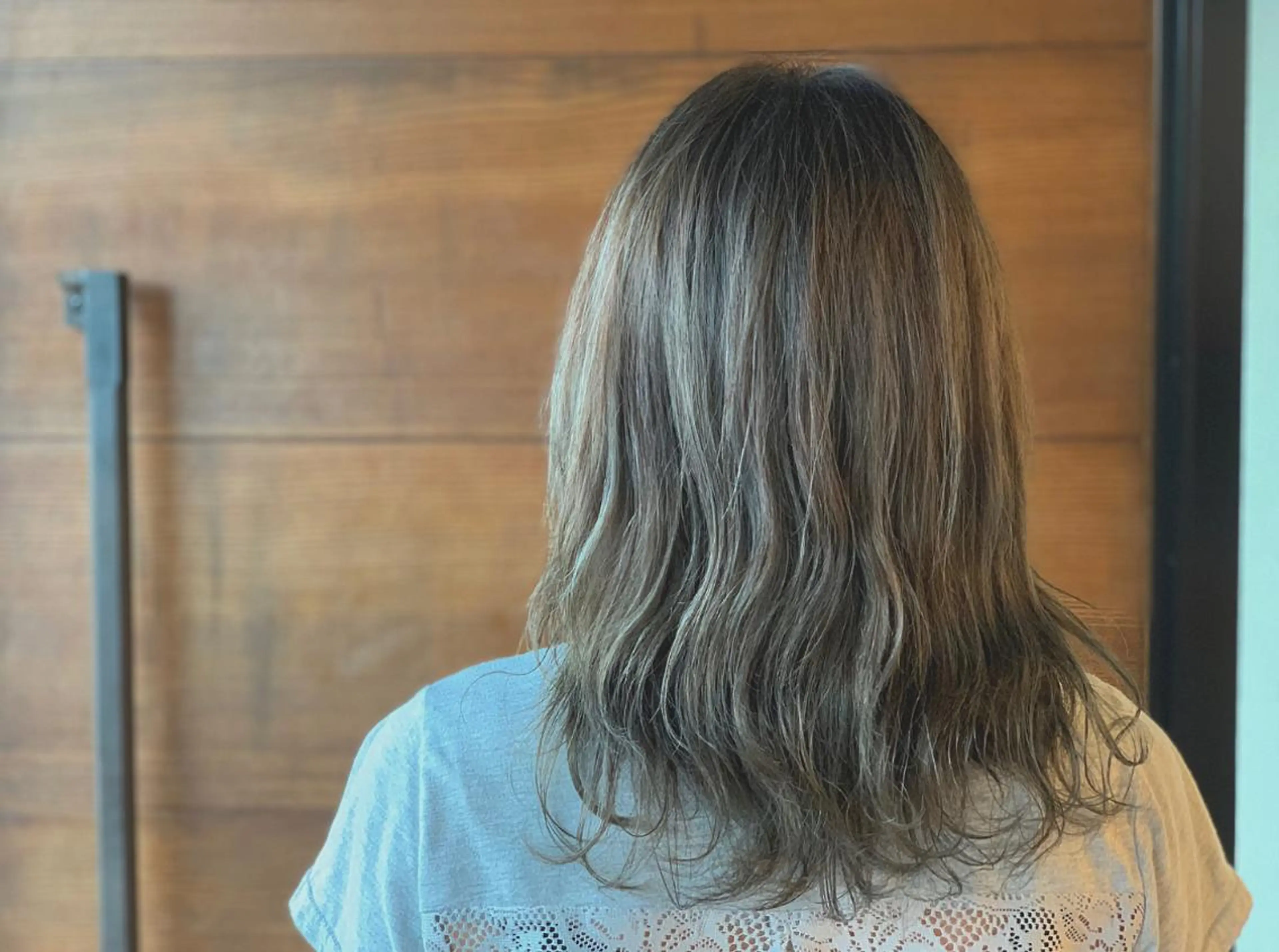 ミディアム カラー アッシュ ハイライトカラー ハイライト 悠 亜のマツエク・マツパデザイン