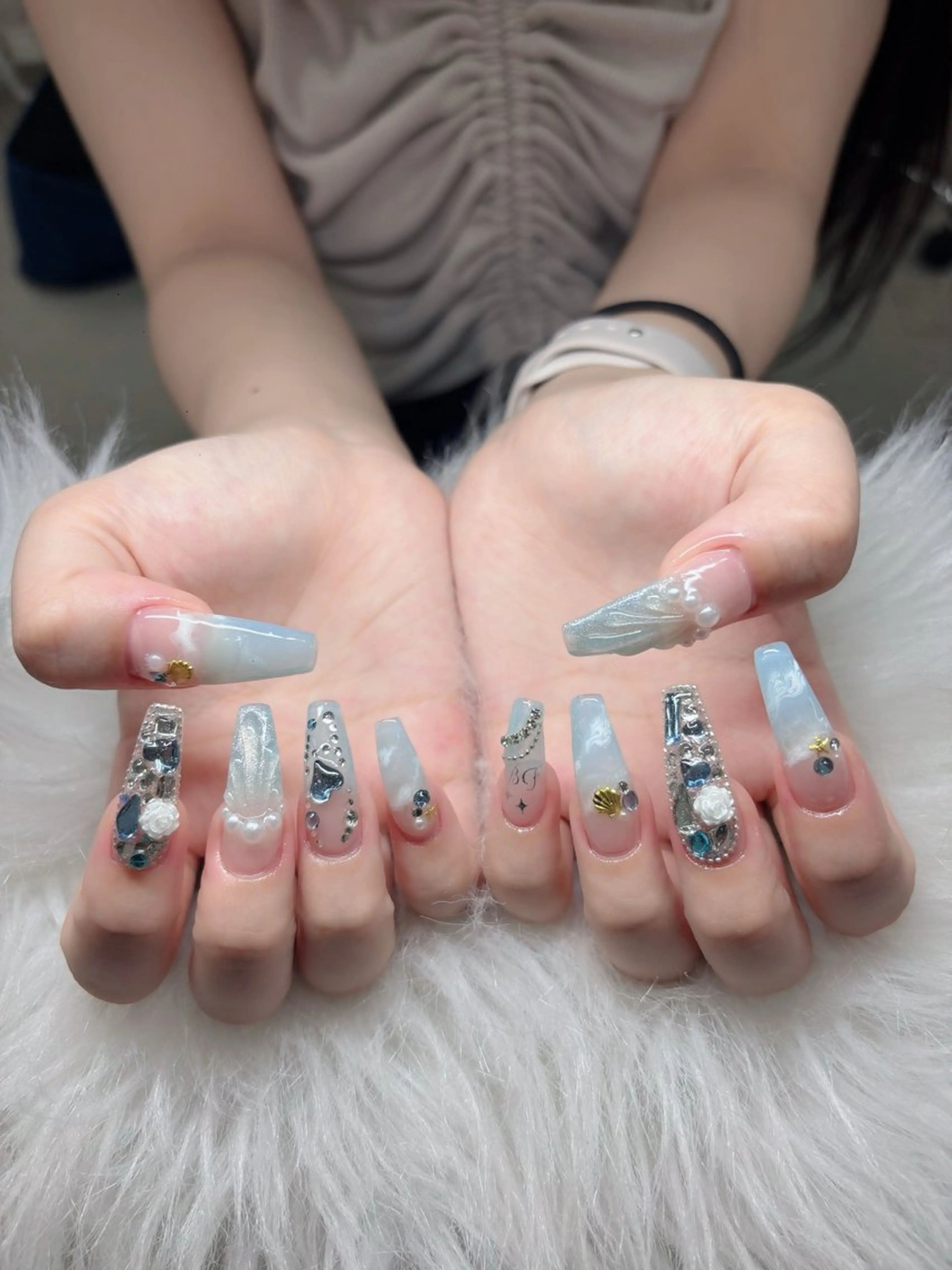 ネイル 韓国ネイル マグネットネイル ワンカラーネイル ネイルチップ Jenn Nail Salonのネイルデザイン