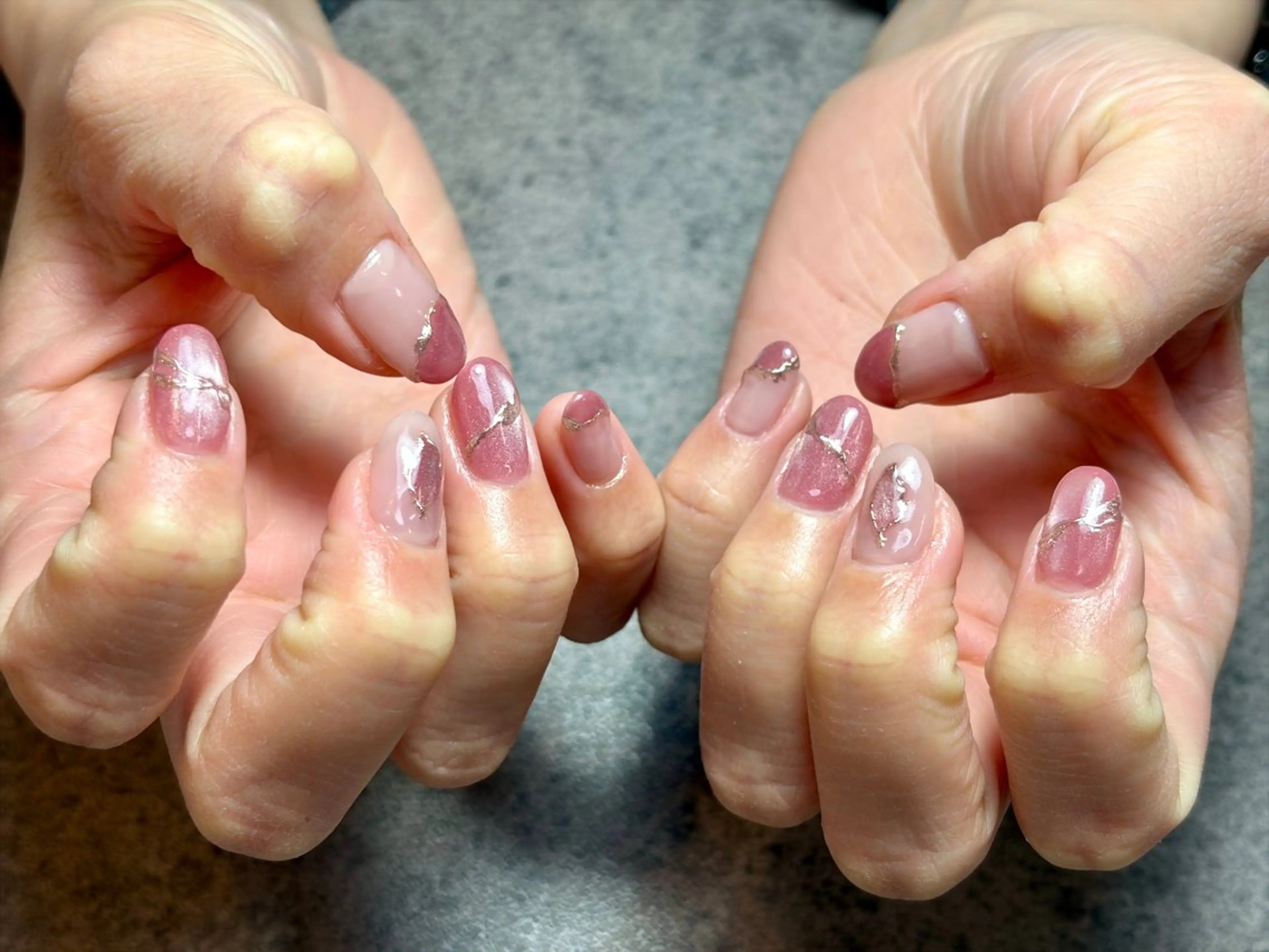 ネイル ニュアンスネイル ハンドネイル フットネイル GéRanium Harukaのネイルデザイン