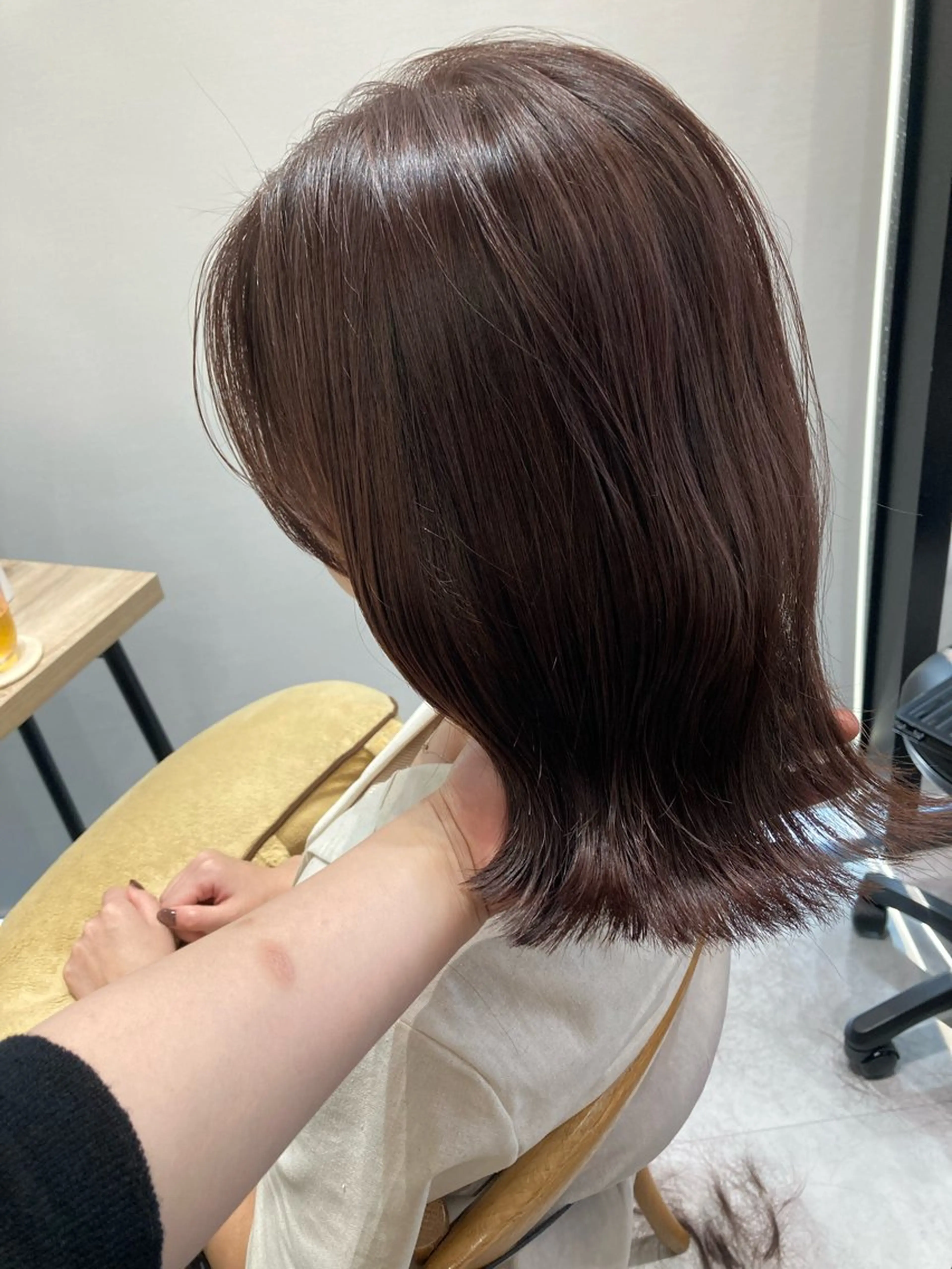 ミディアム ✨色持ちの良い艶 カラー✨蟹江真世のヘアスタイル