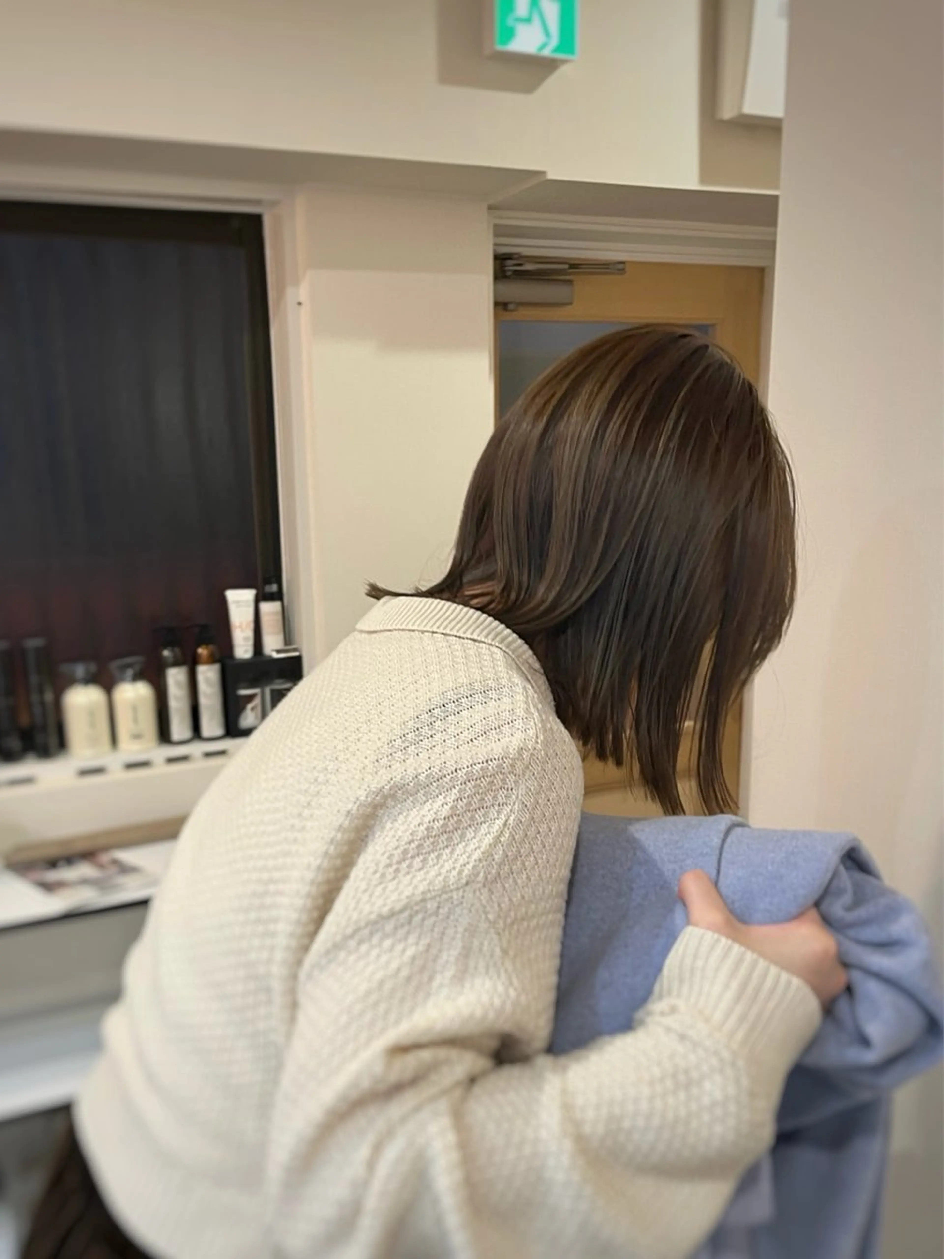 ミディアム ハイライト 下石怜子/レイヤー/ 透明感カラーのヘアスタイル