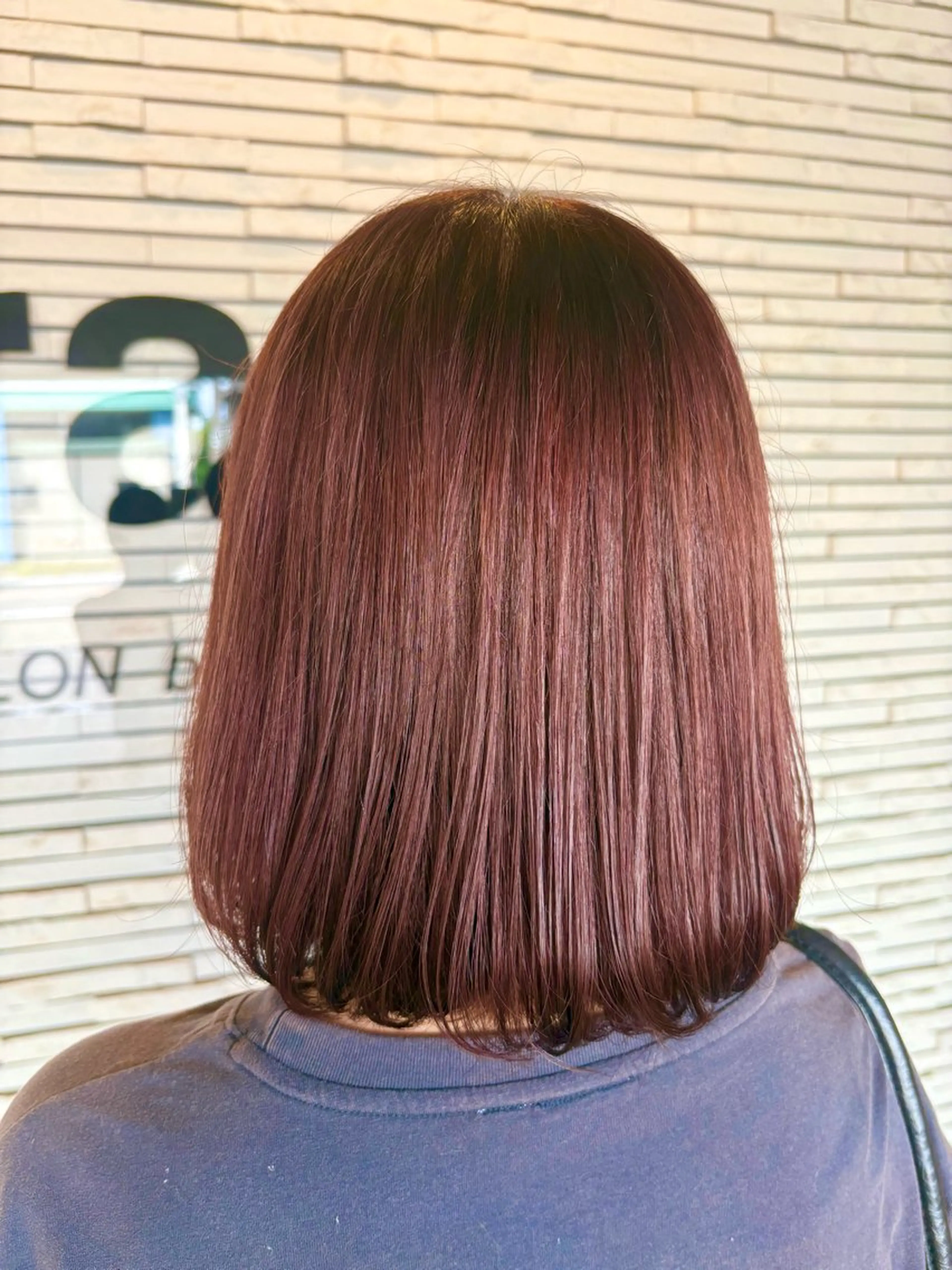 ミディアム AI KIのヘアスタイル