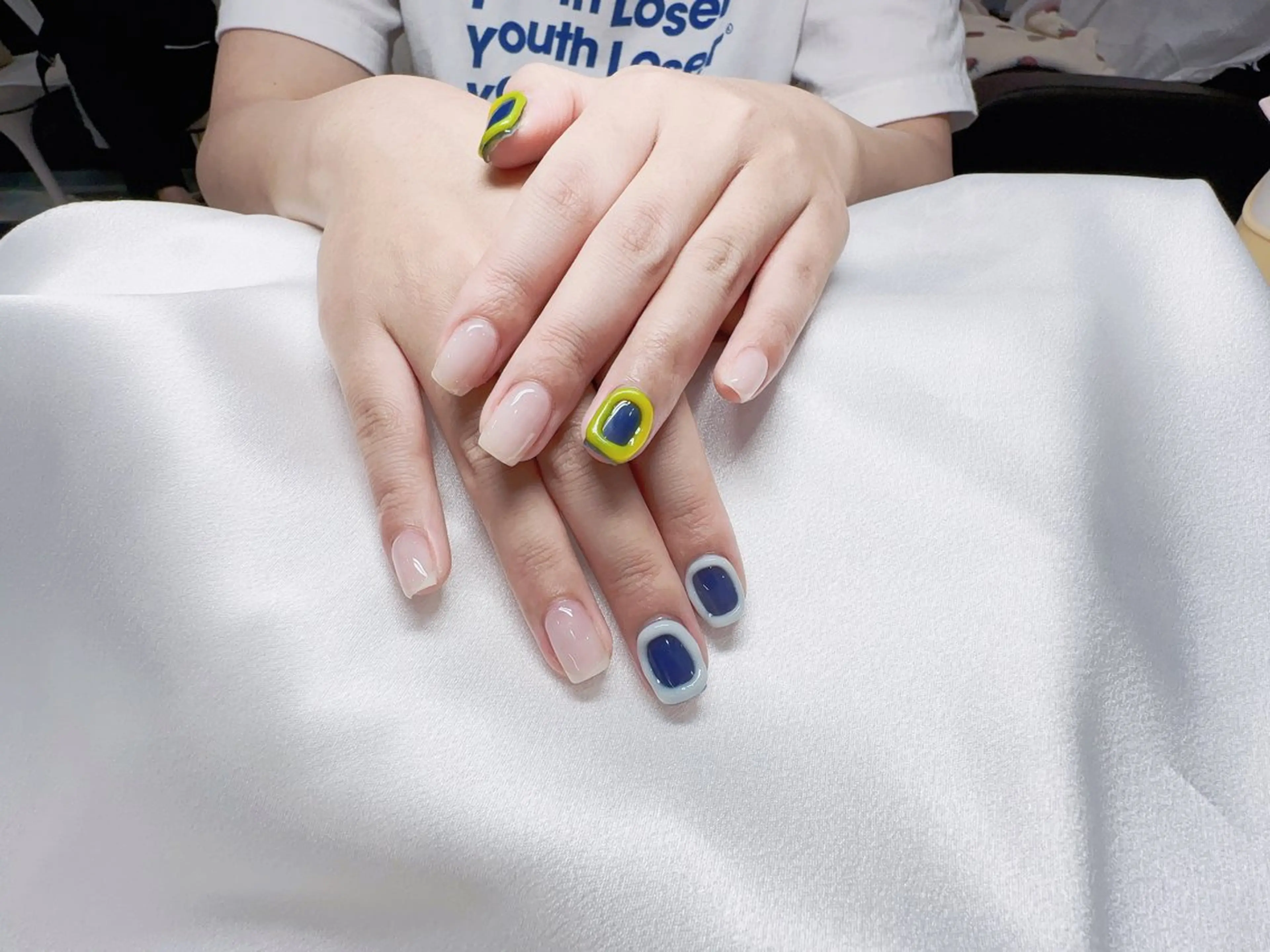 ネイル 韓国ネイル ニュアンスネイル Ui_Amor (パラジェル)のネイルデザイン