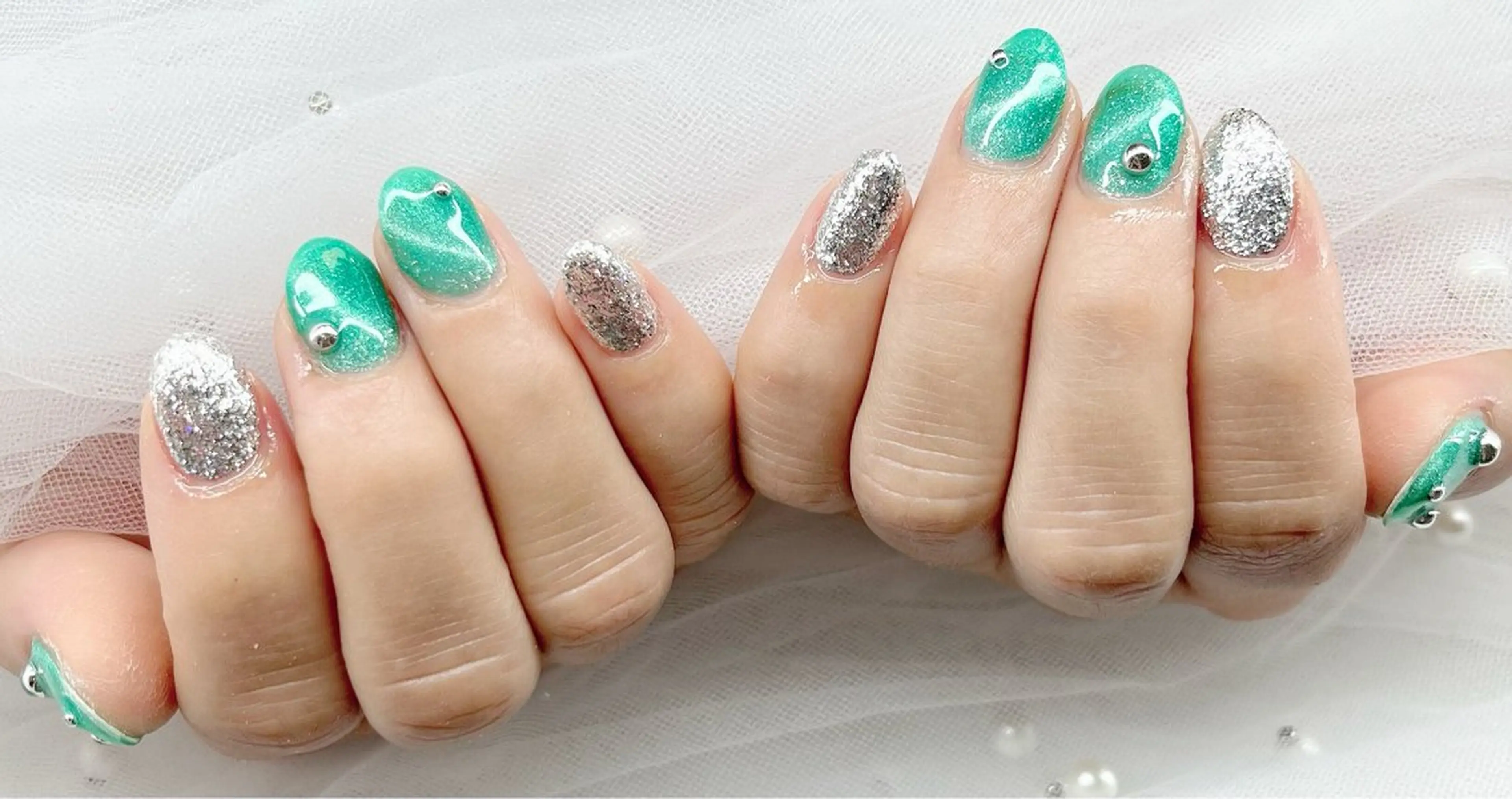 ネイル ハンドネイル VIERU YURIのネイルデザイン