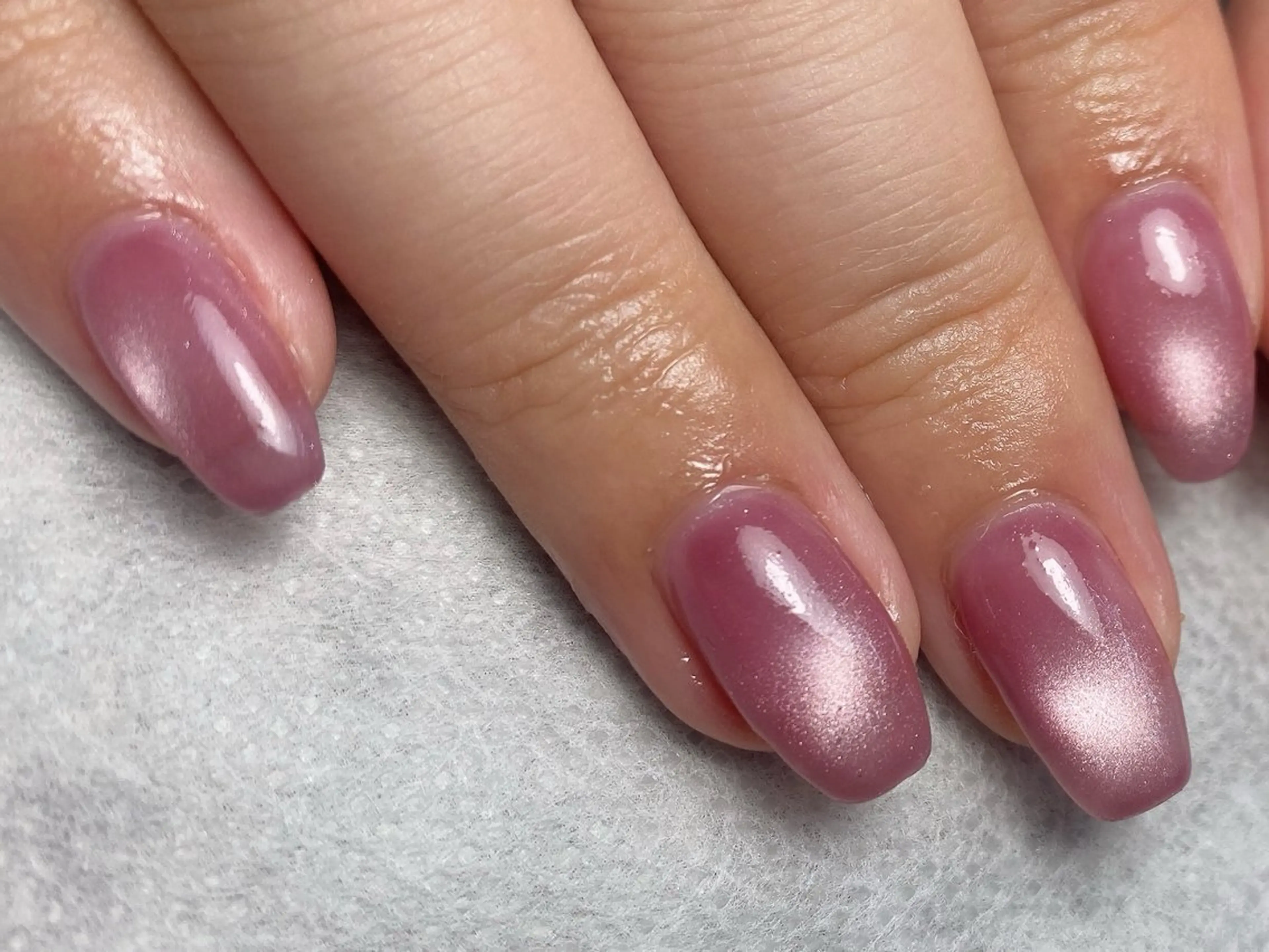 ネイル マグネットネイル ネイルサロン　ビーズ所属・トータルビューティー サロンビーズ すずのネイルデザイン