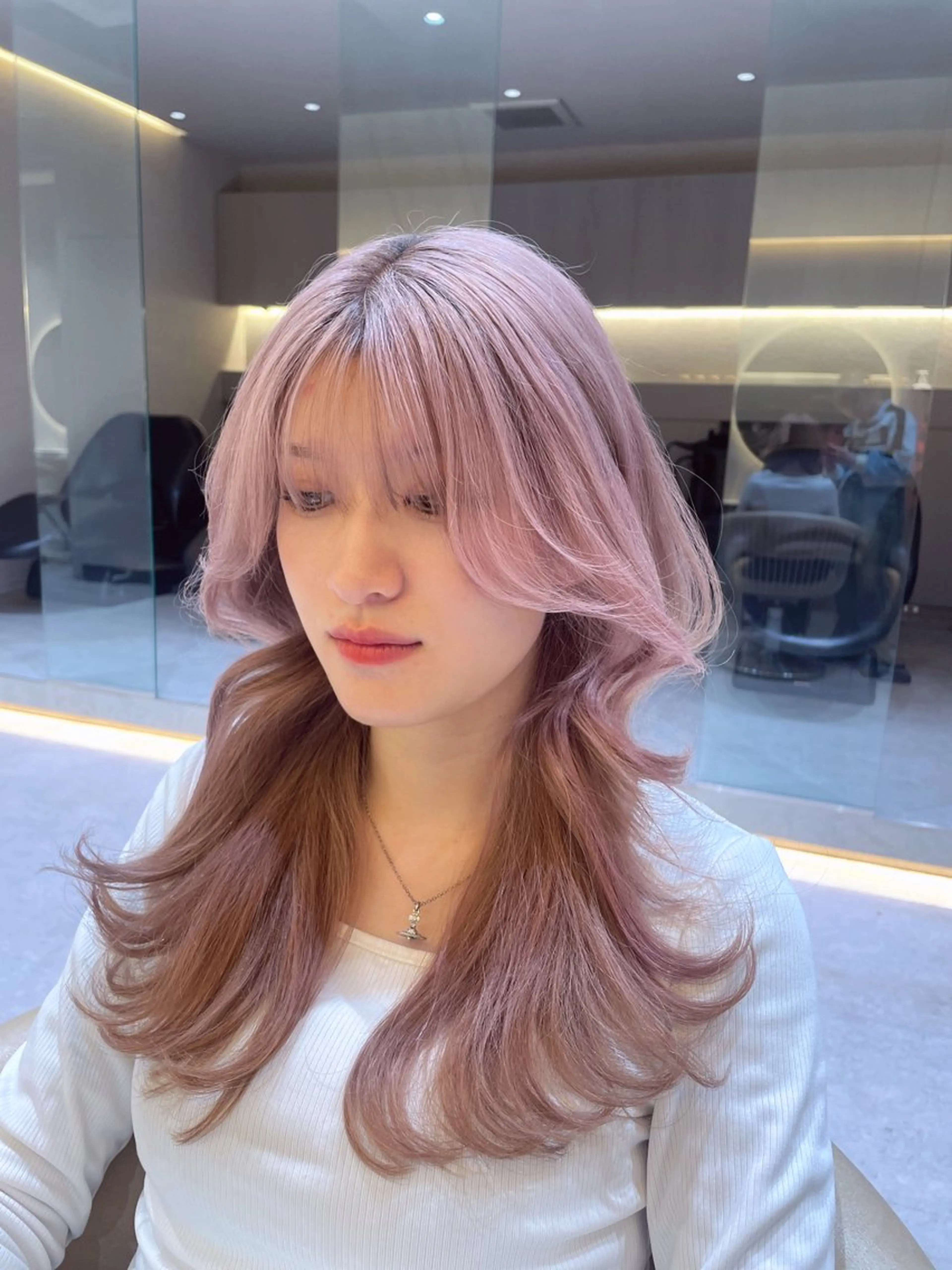 ロング ヘアカラー ブリーチ🌟リタッチ 🎠KANON🎡のヘアスタイル