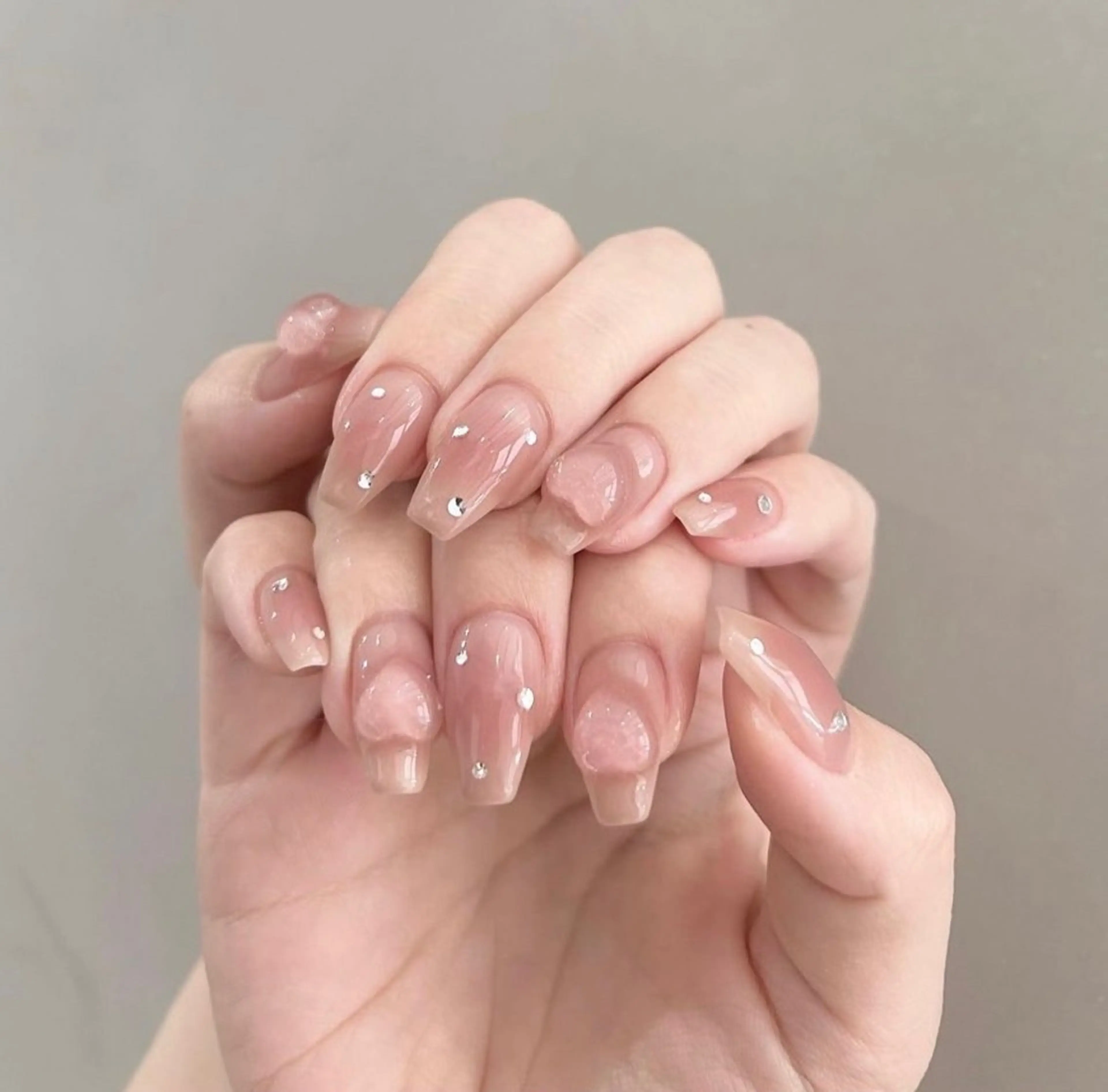 ネイル ジェルネイル ハート 韓国ネイル ニュアンスネイル パラジェル Niko nailサロンのネイルデザイン