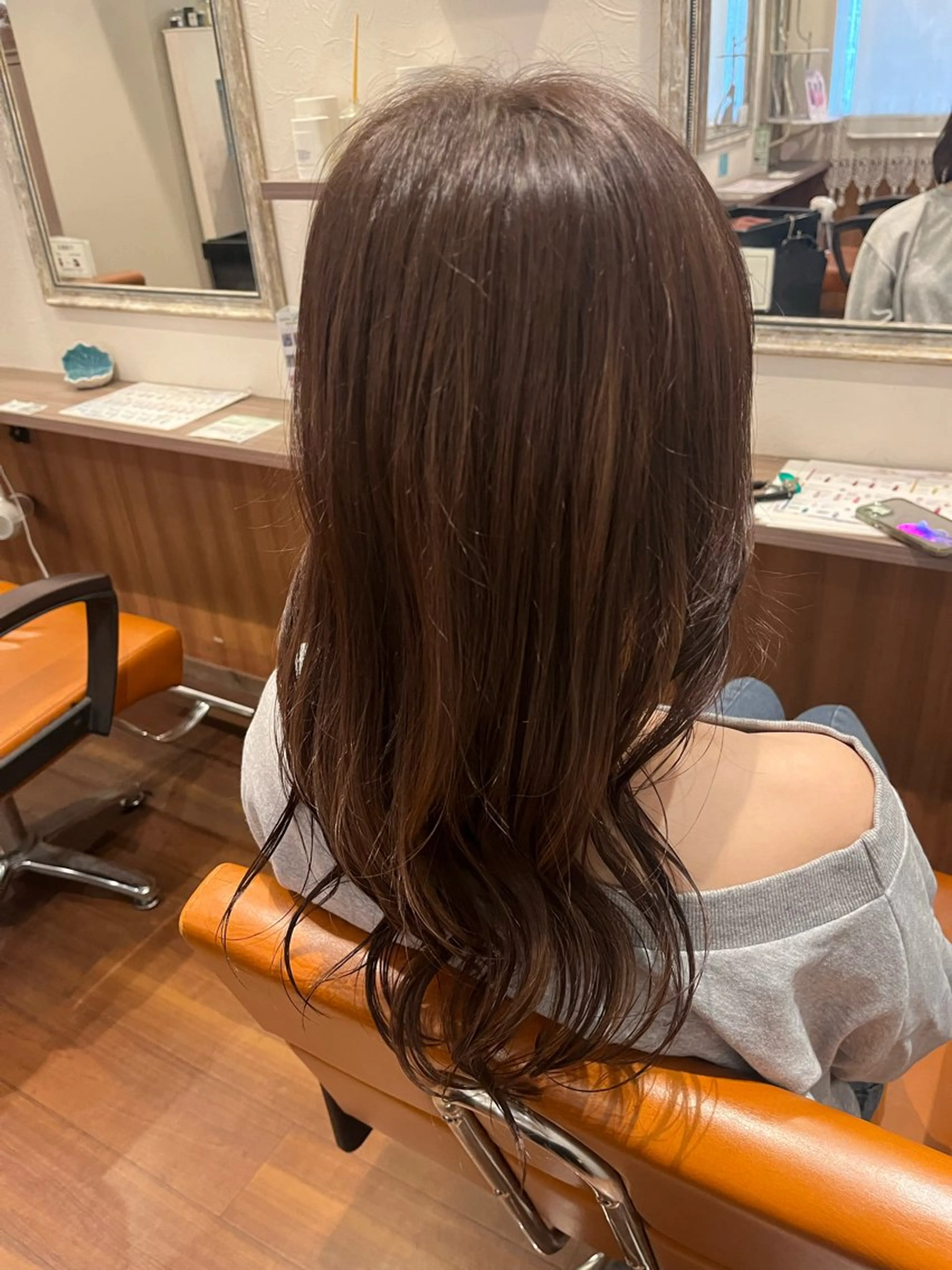 全体カラー(白髪染め、ファッション)どちらでもok!!!胸下＋¥1100🙇🏿‍♀️🙇🏿‍♀️の写真