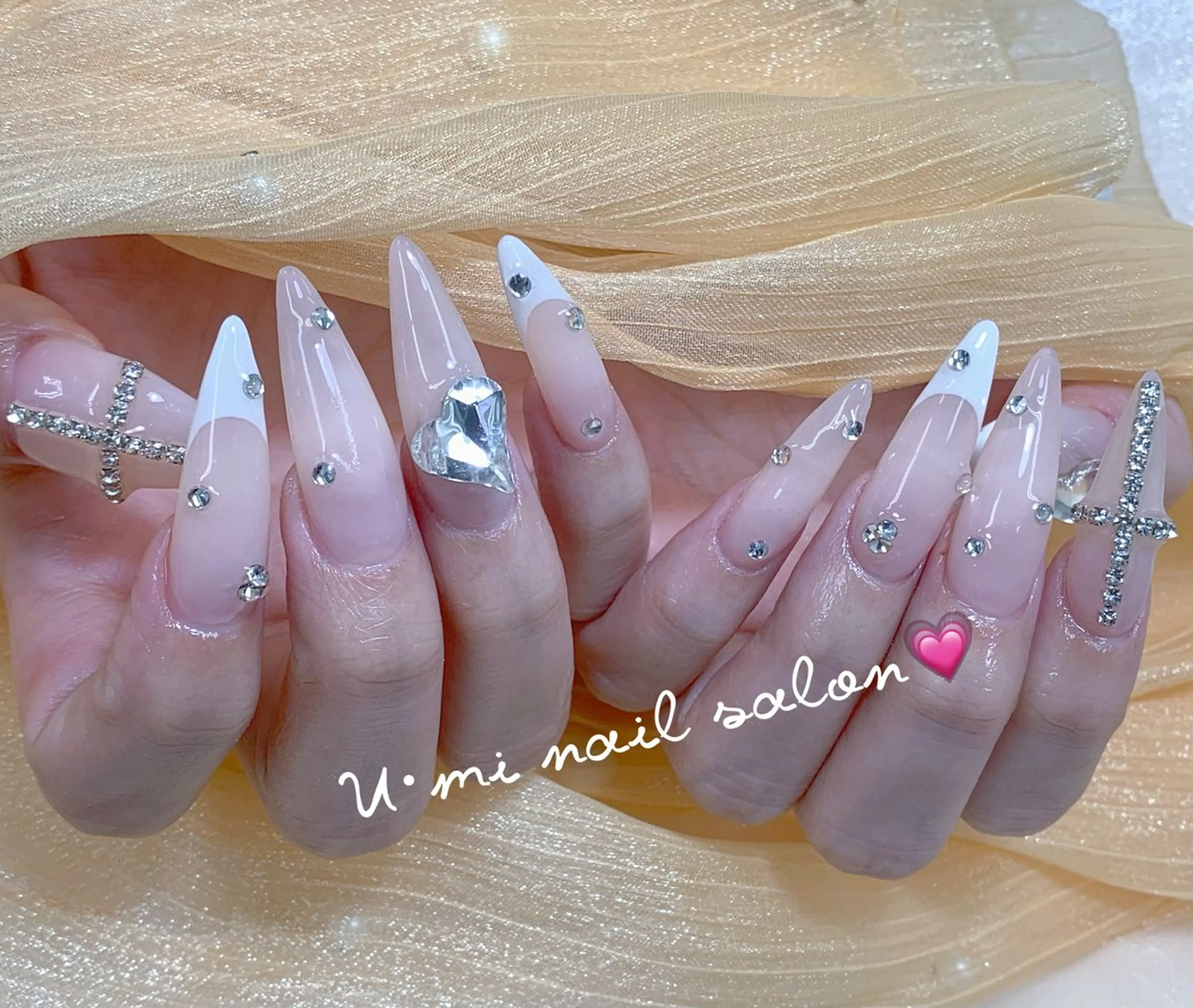 ネイル ハンドネイル U·Mi nail salon所属・U·Mi 上野御徒町容のネイルデザイン