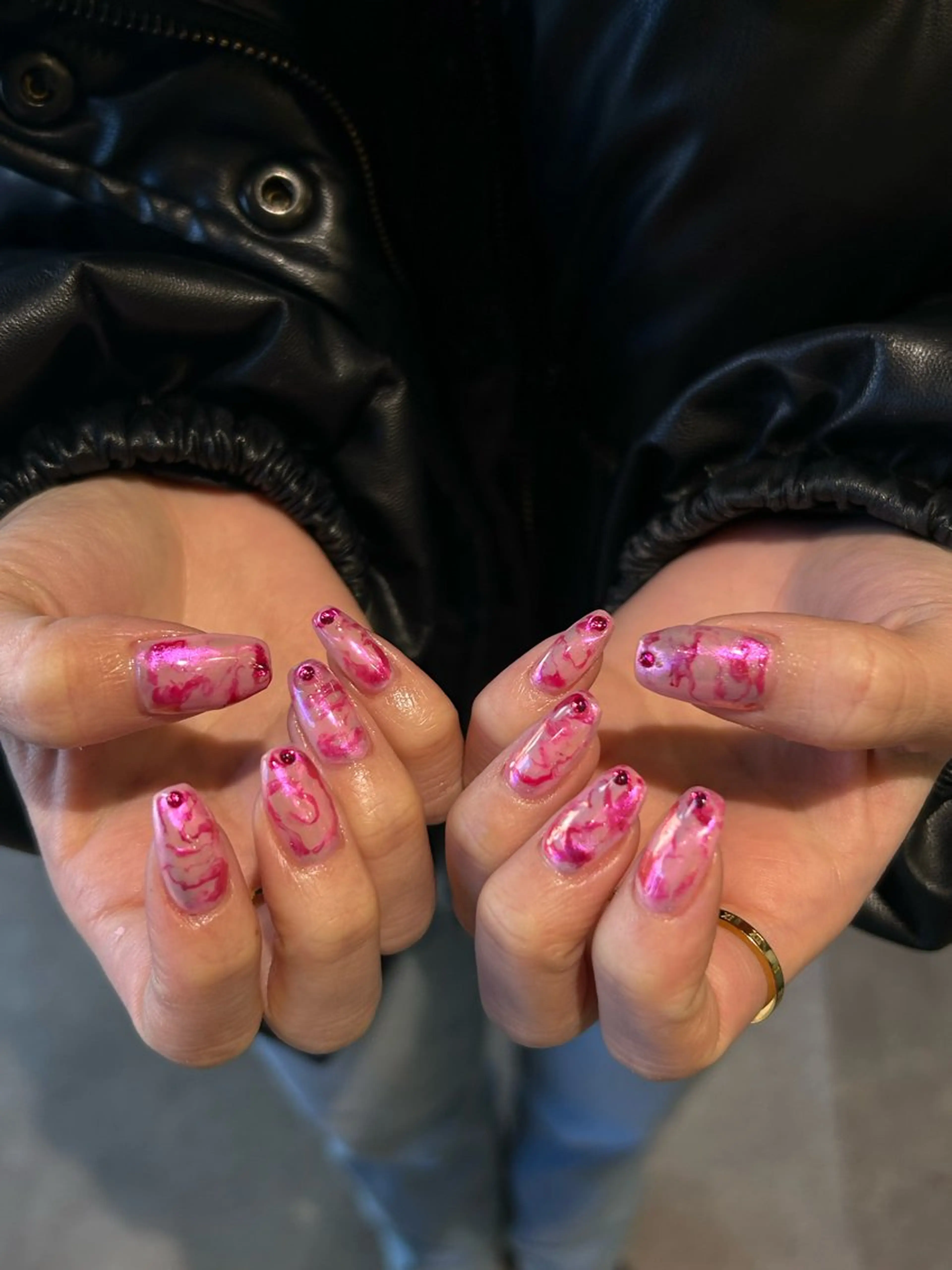 ネイル 大理石ネイル(マーブル) ハンドネイル ᗰIᖇᗩ🍓★ ᑎᗩIᒪのネイルデザイン