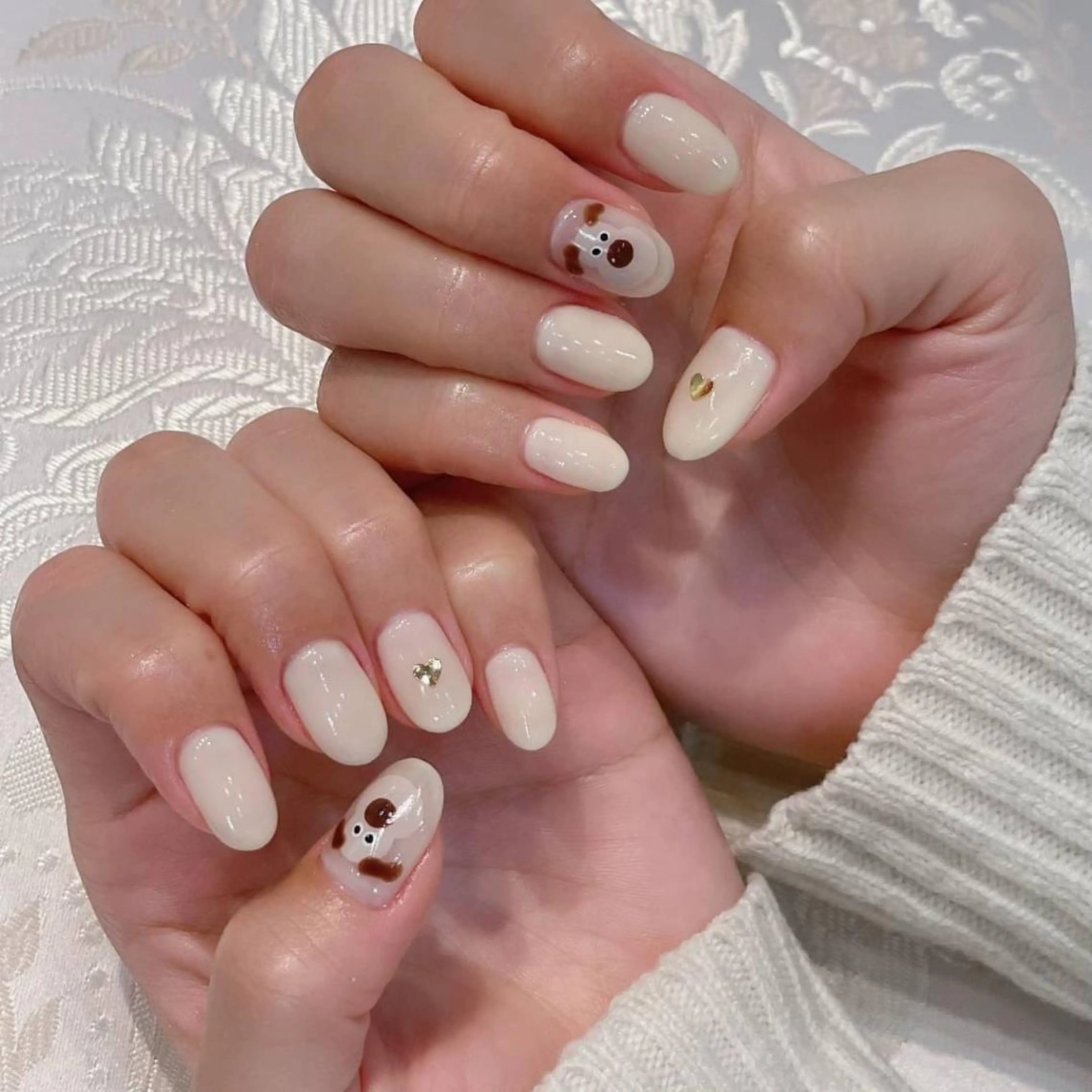 ネイル RAFFINE 月🦋🩵のネイルデザイン