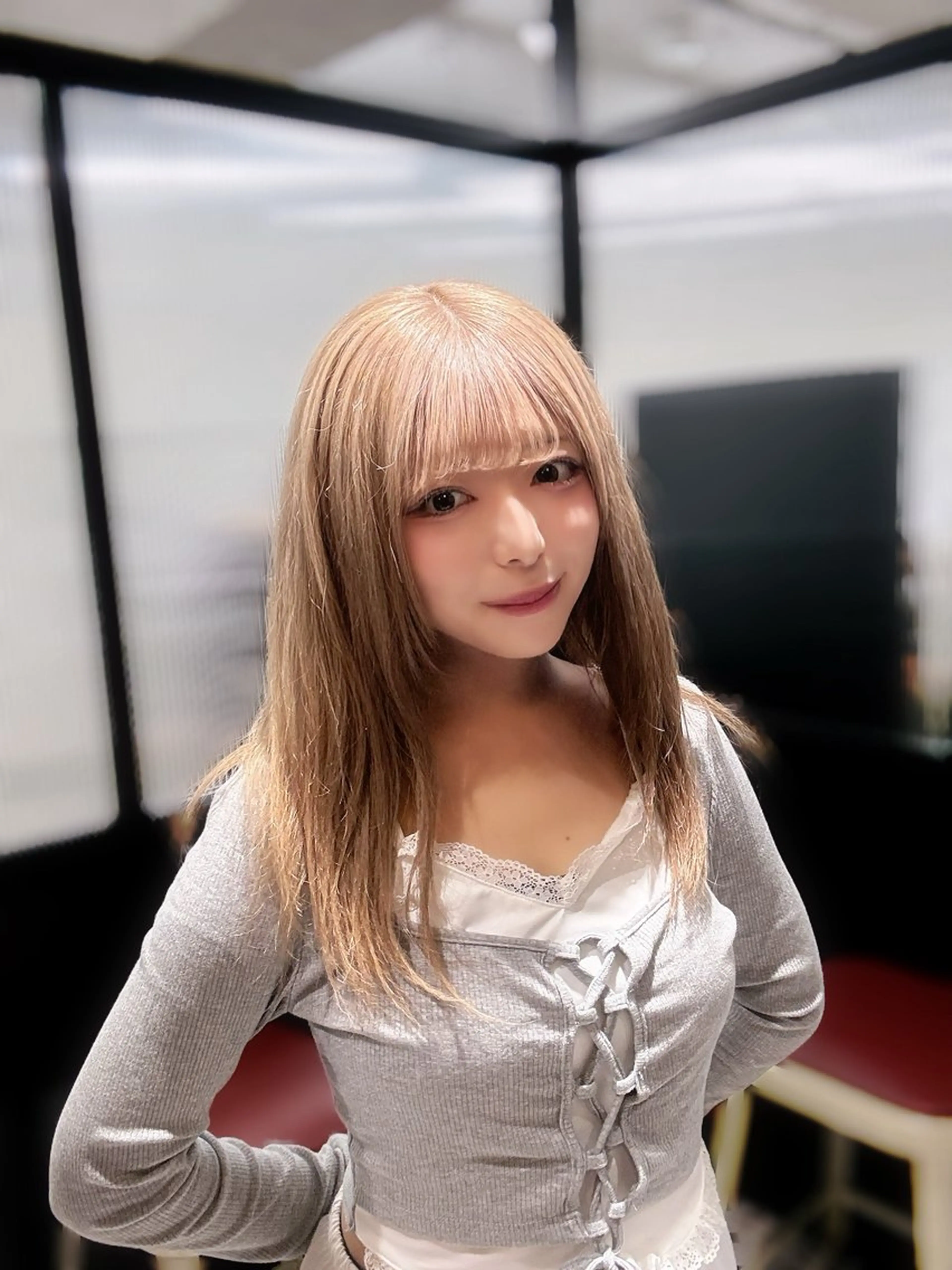 セミロング カラー ヘアカラー ヘアセット 韓国/トレンド レイヤー【101】のヘアスタイル