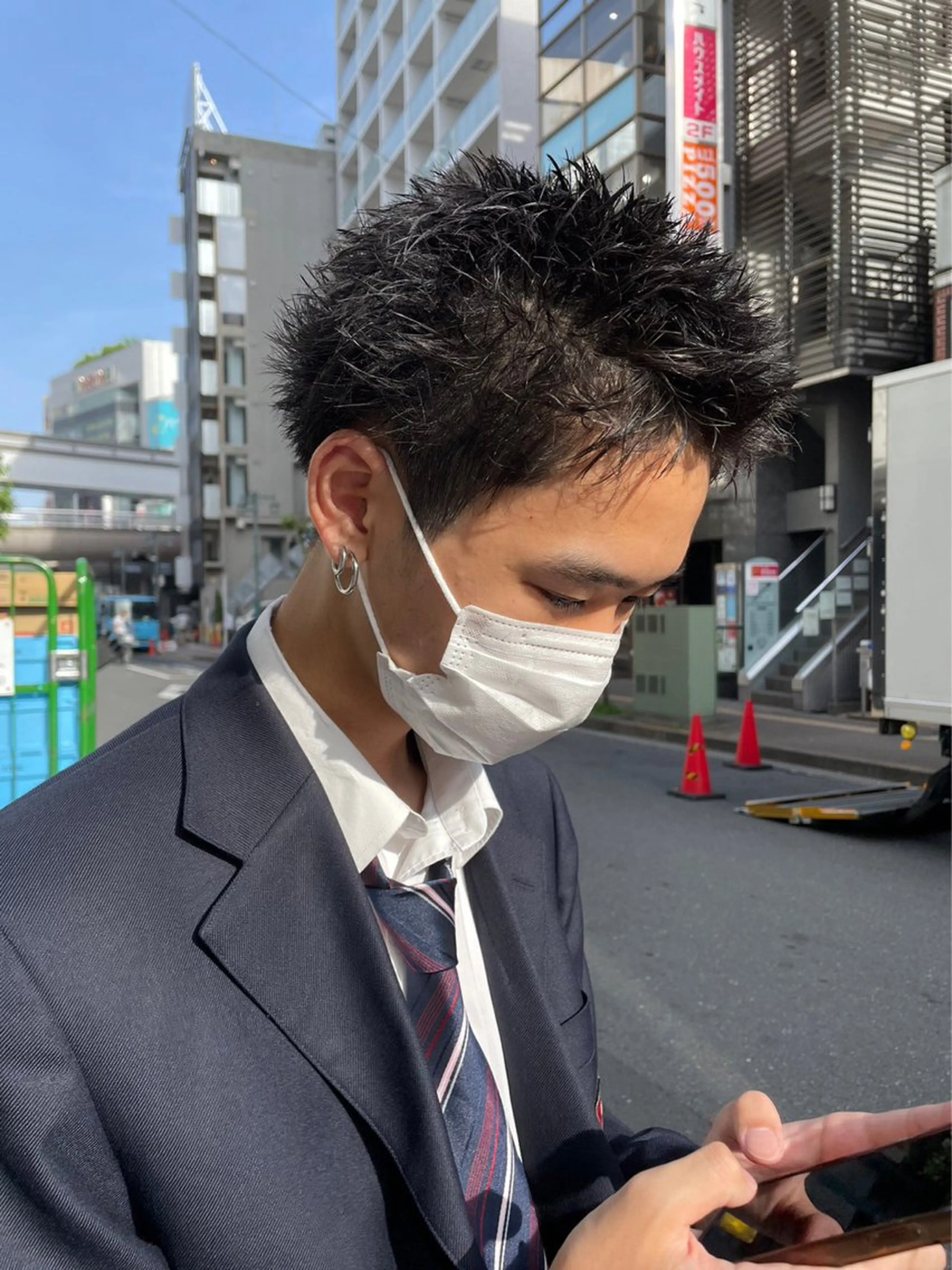 ショート メンズ メンズブリーチ メンズハイトーン メンズインナーカラー 髪質改善 ショートヘア Rei/ 縮毛矯正/ ハイライトカラー募集のヘアスタイル