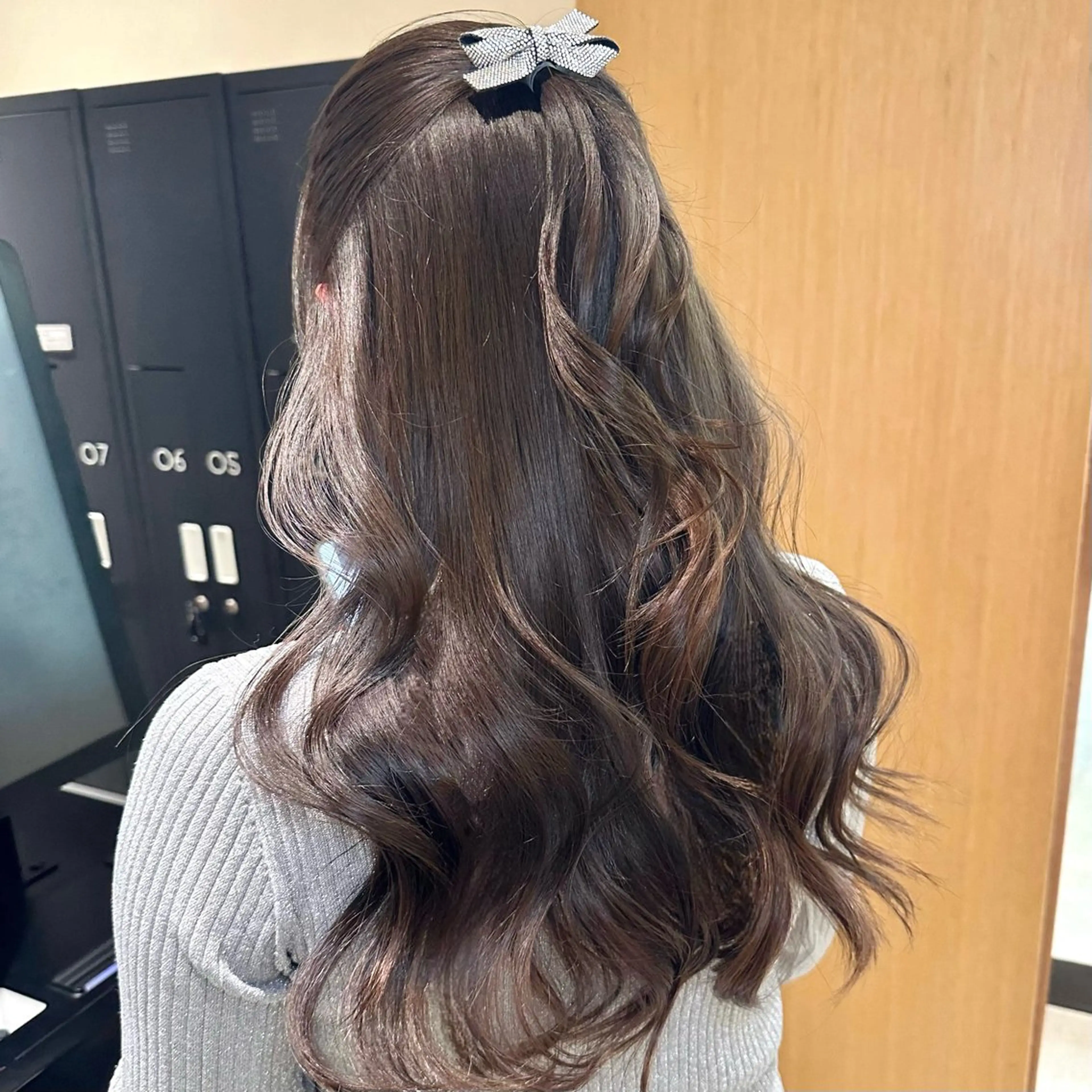 ロング カット 顔周りcut/ 艶ワンカラー♥ちさきのヘアスタイル