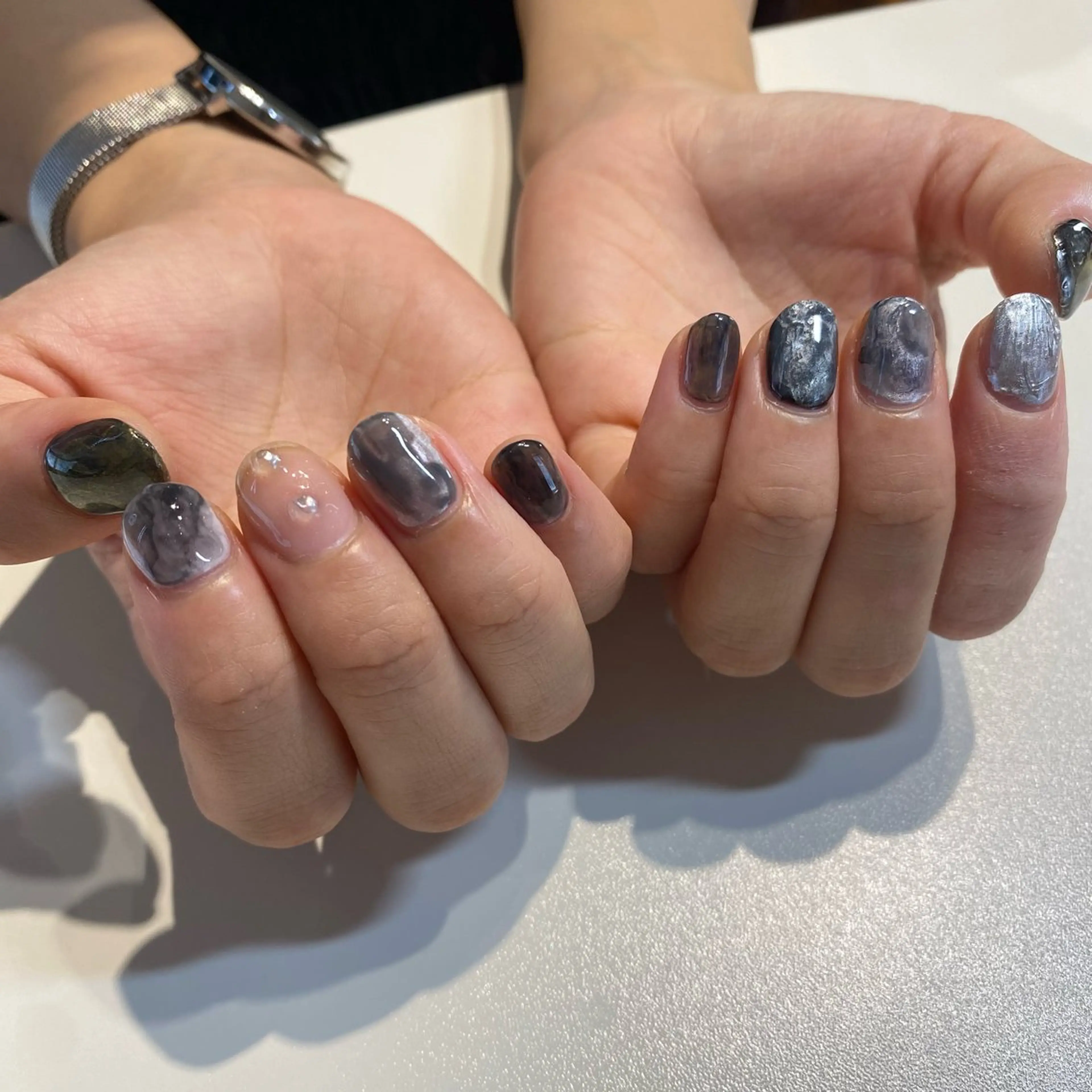 ネイル フットネイル フレンチネイル ジェルネイル グラデーション マグネットネイル ハンドネイル ヘアー.ネイル二刀流 misa🫧のヘアスタイル