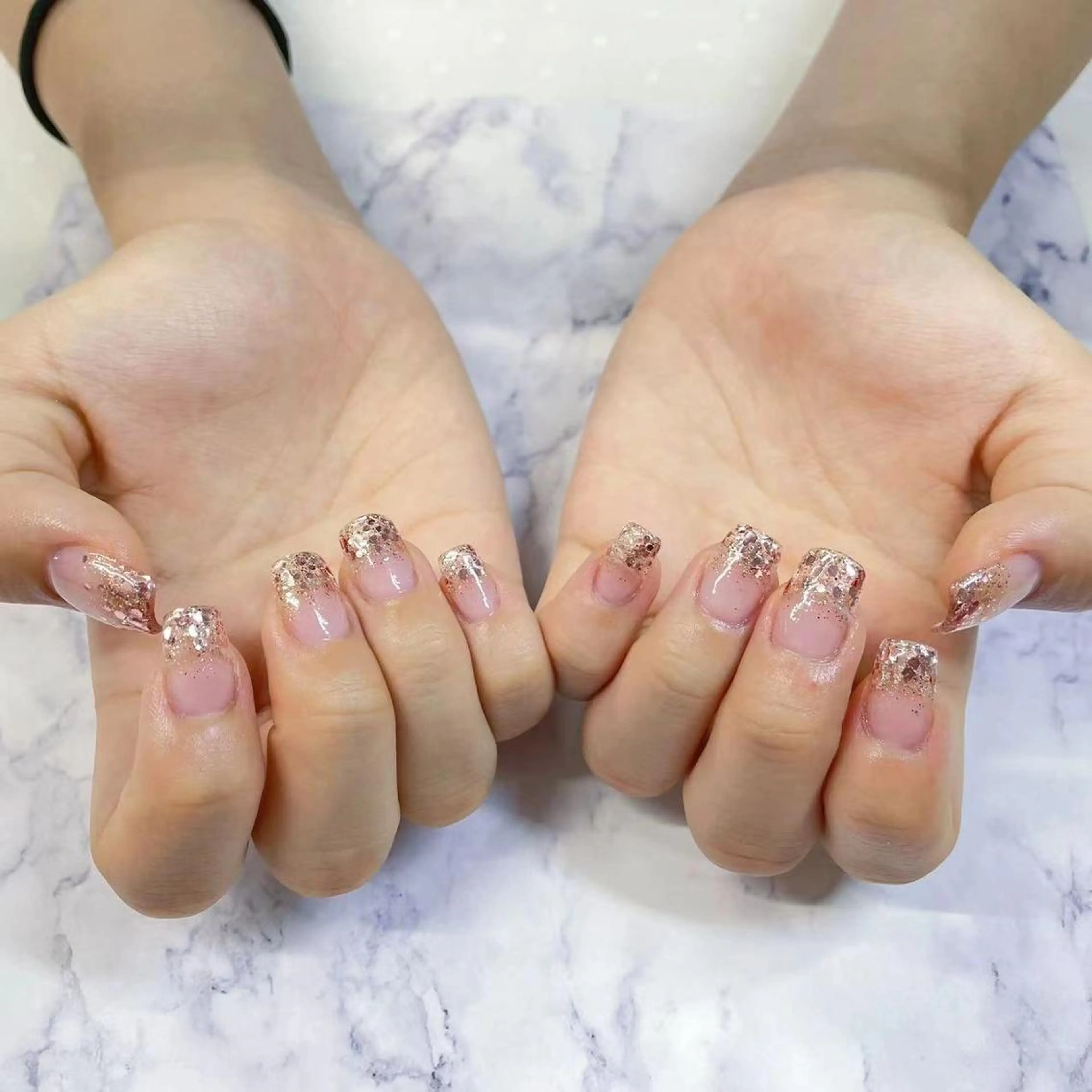 ネイル へぜリヒ ·もものネイルデザイン