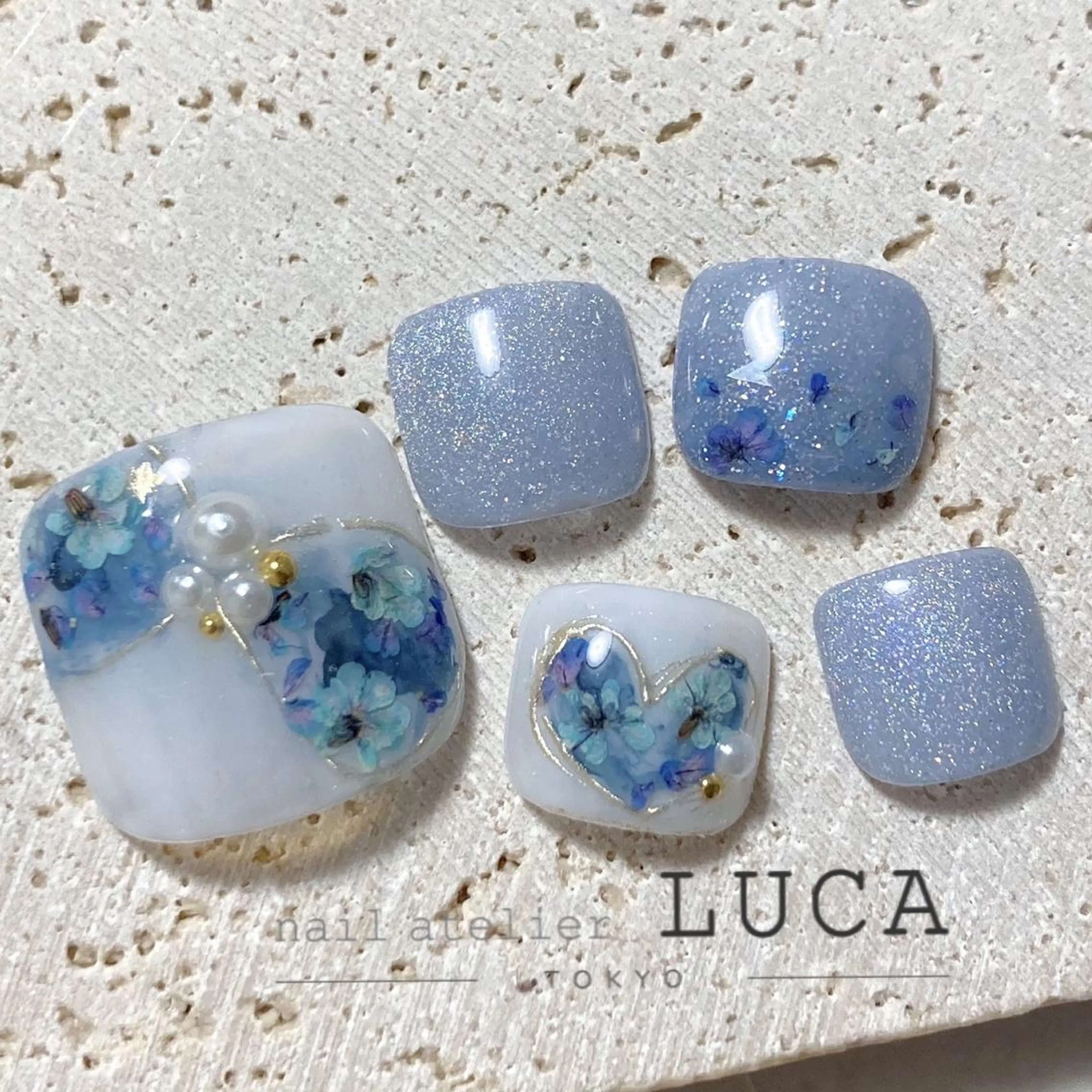 ネイル アートネイル オーロラネイル クリアネイル 長さ出し フットネイル フットネイル ネイルアトリエルカ スタッフのネイルデザイン