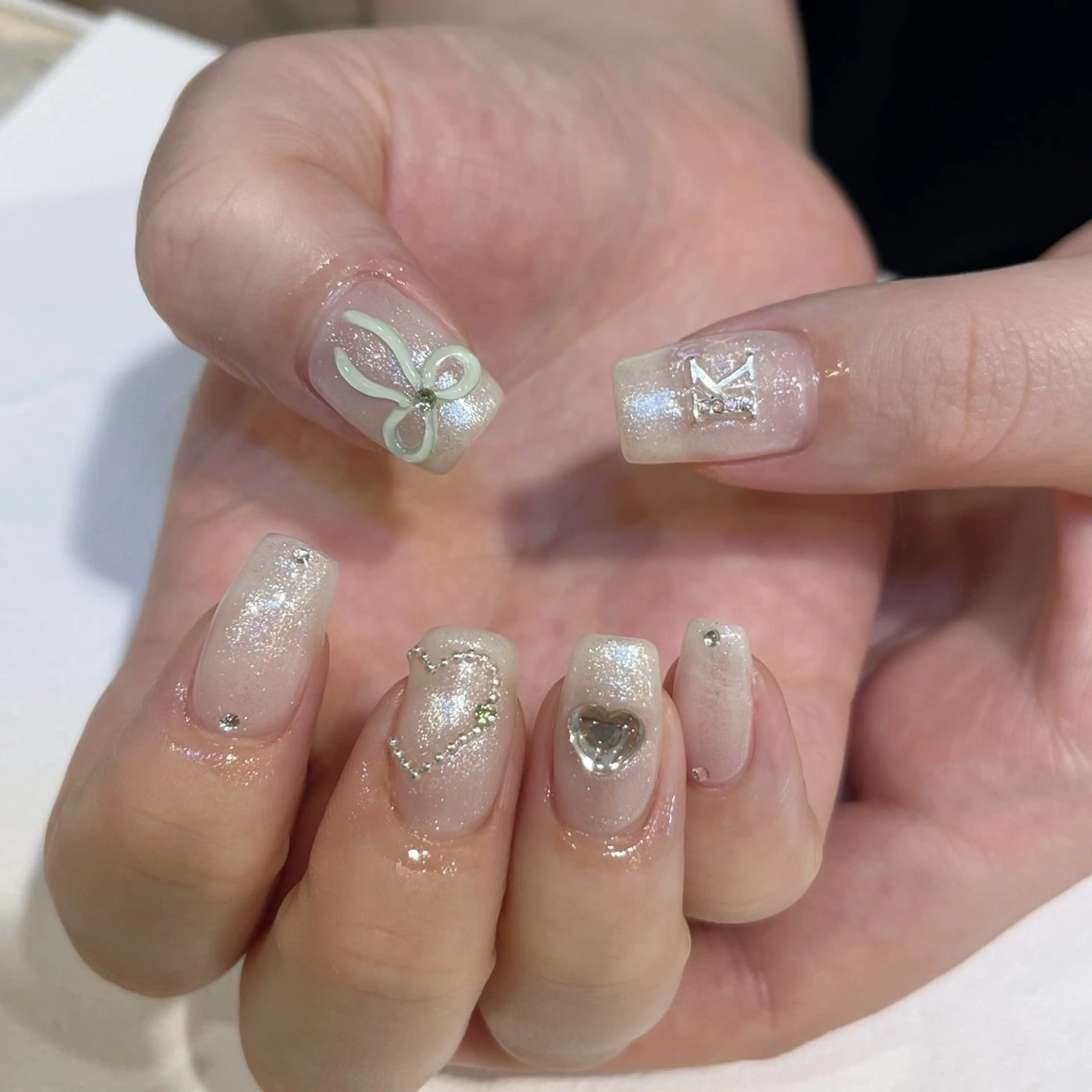 ネイル ハンドネイル 鈴木 里奈のネイルデザイン