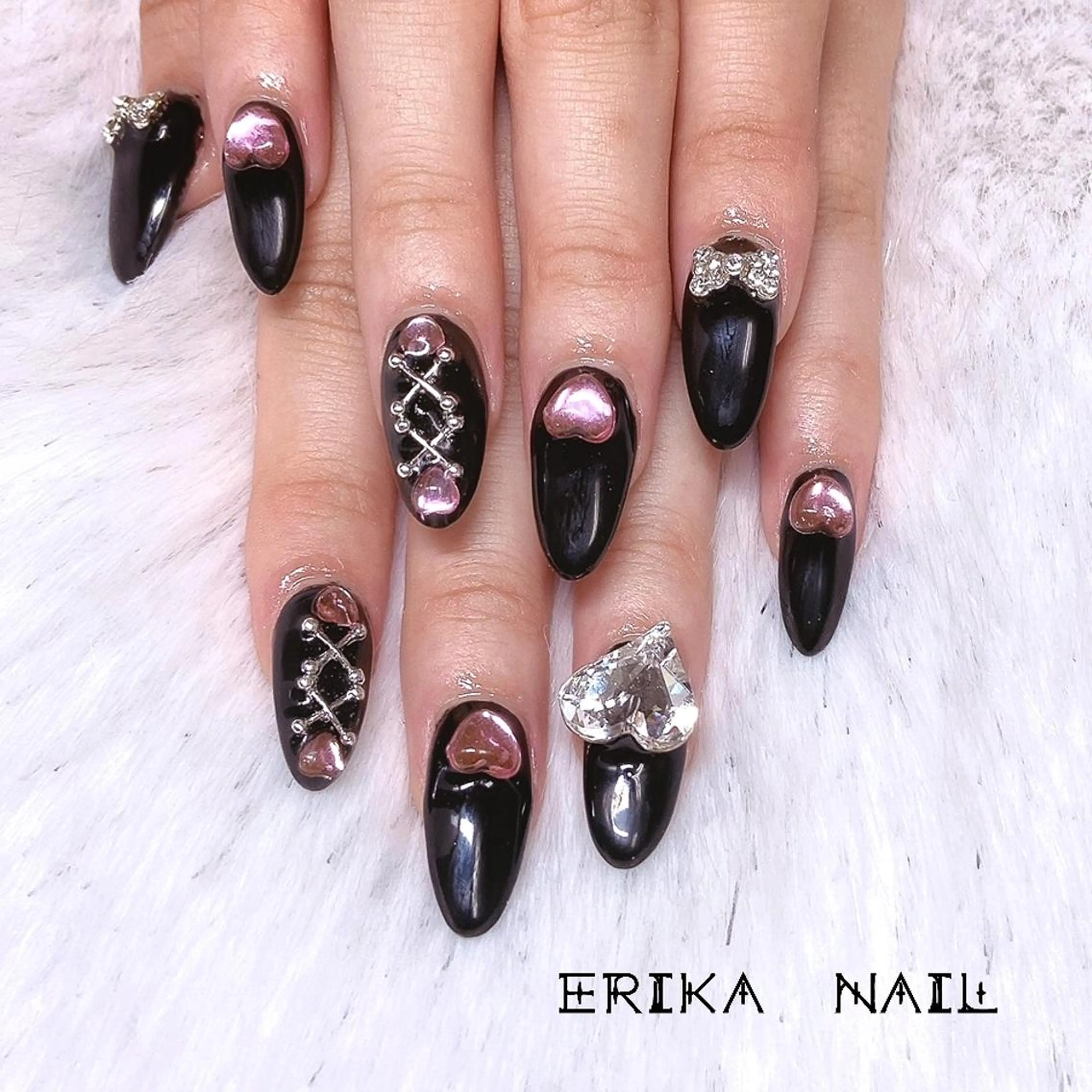 ネイル NAKAJIMA ERIKAのネイルデザイン