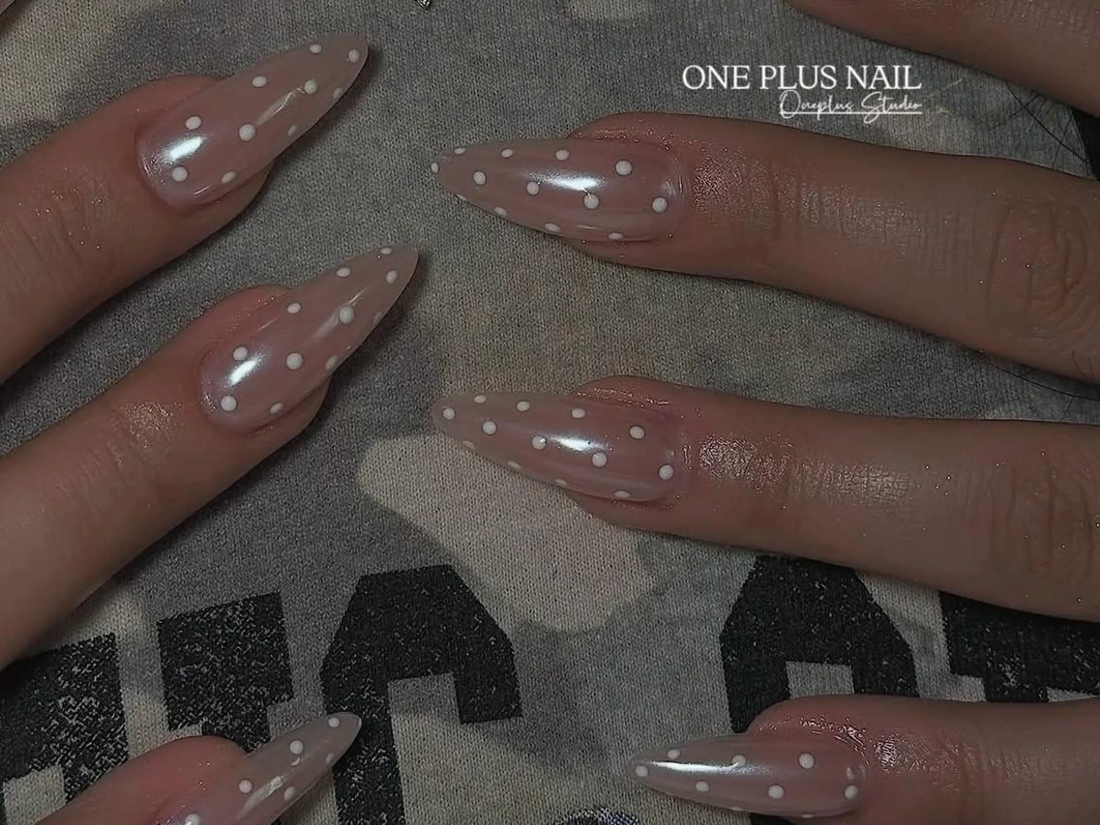 ネイル アートネイル オーロラネイル ガーリー キラキラネイル 韓国ネイル haruka 🧸のネイルデザイン