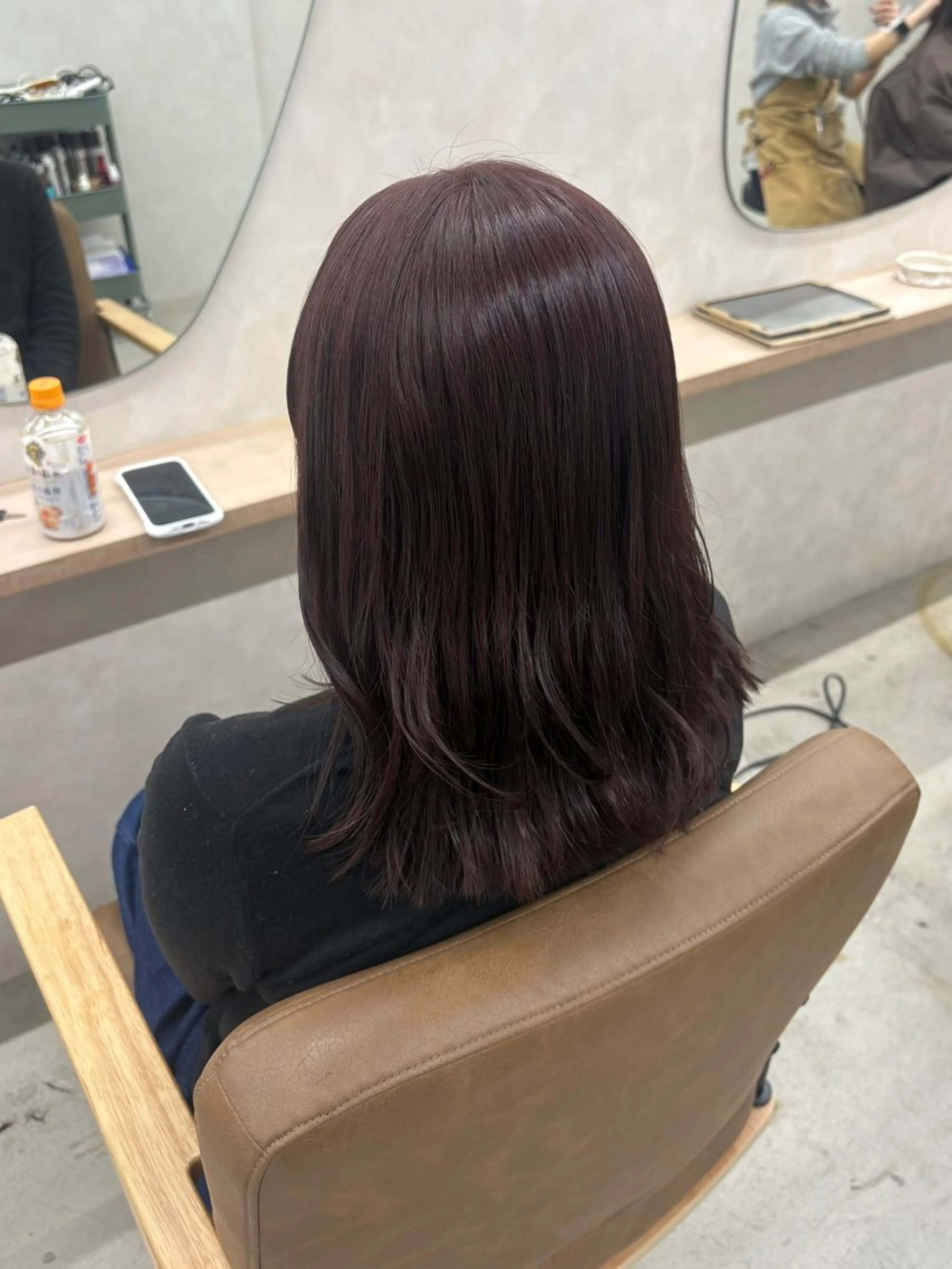 ミディアム ピンクブラウン カット ヘアカラー トリートメント -YUCCA- ワカナのヘアスタイル