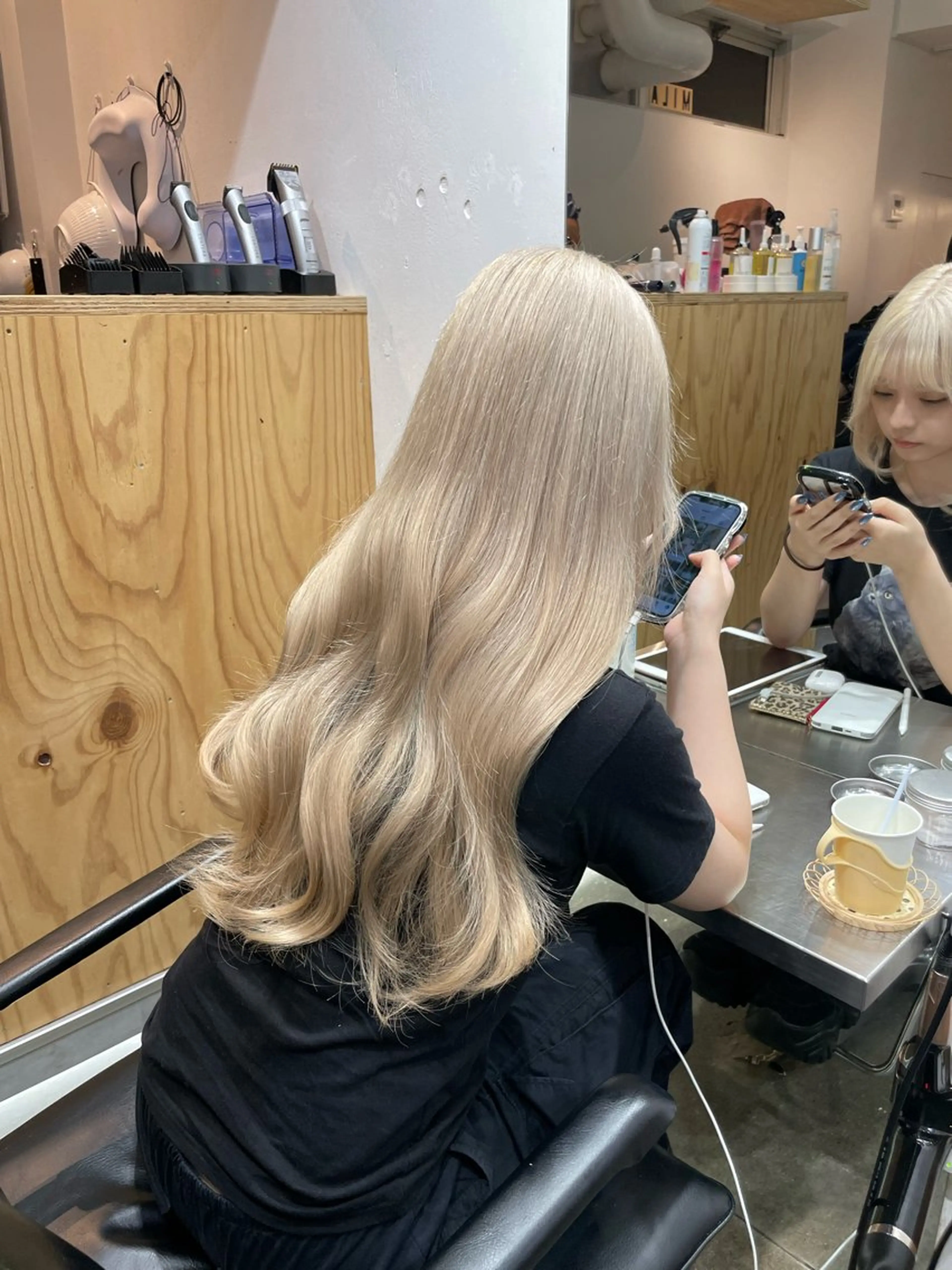 ロング カラー ブリーチ ケアブリーチ ハイトーンカラー ヘアカラー 🪞♡韓国風スタイル MISATO🪞♡のヘアスタイル