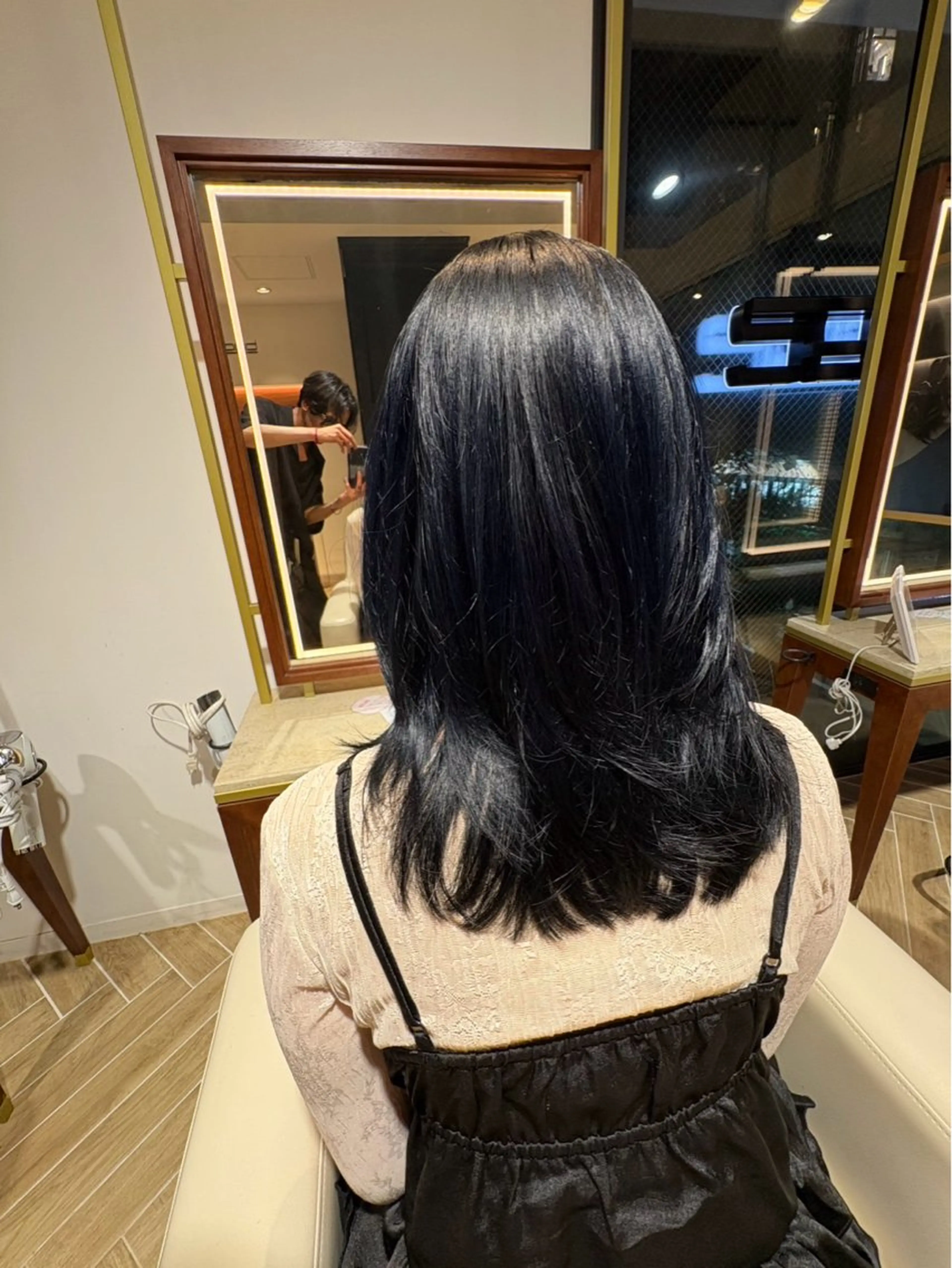 ミディアム カラー ヘアカラー トリートメント backstage青山店所属・山本 瑠虎のヘアスタイル