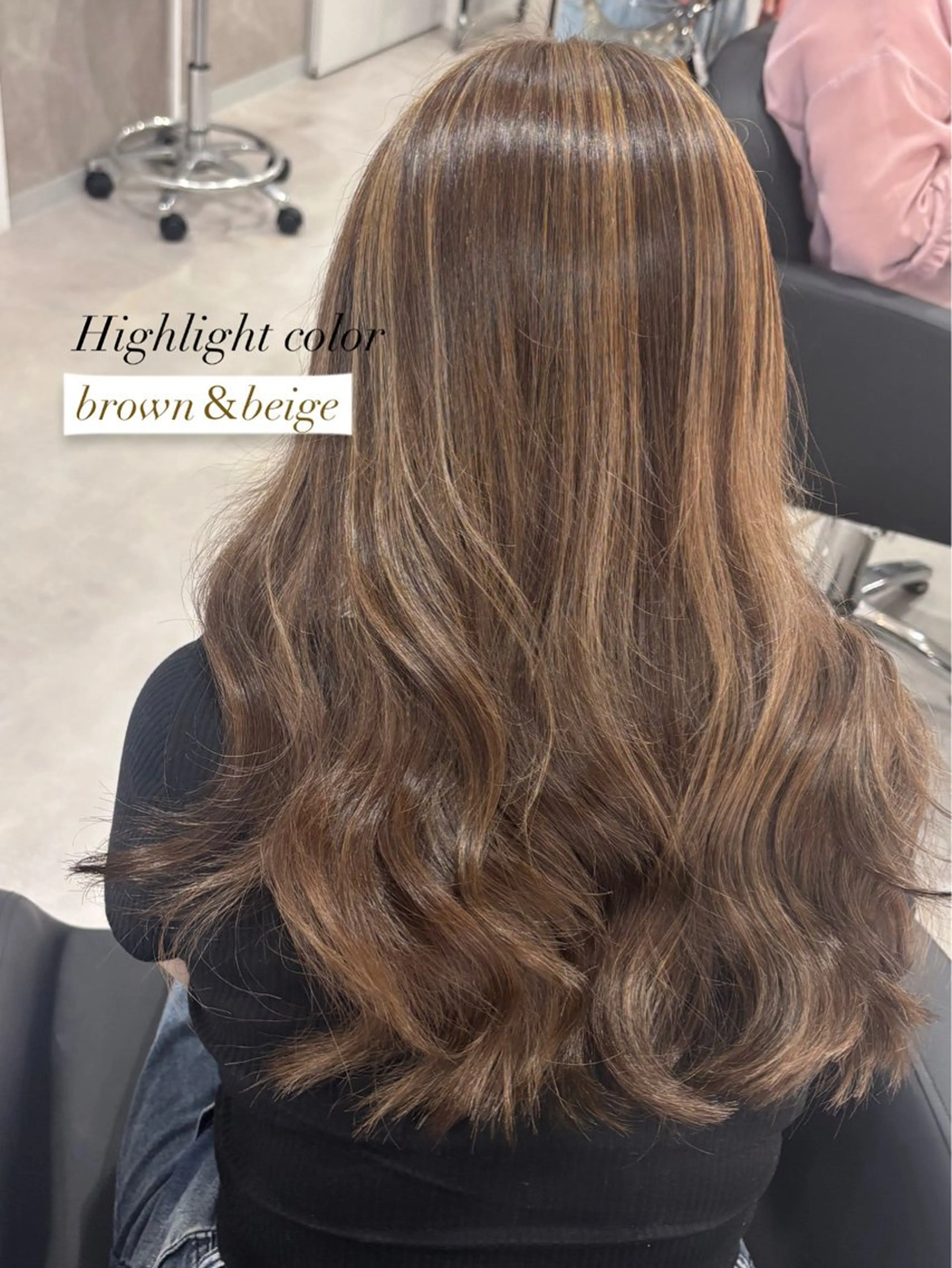 ロング ハイライト ヘアカラー トリートメント 🎀柔らか暖色カラ ー💕sayakaのヘアスタイル