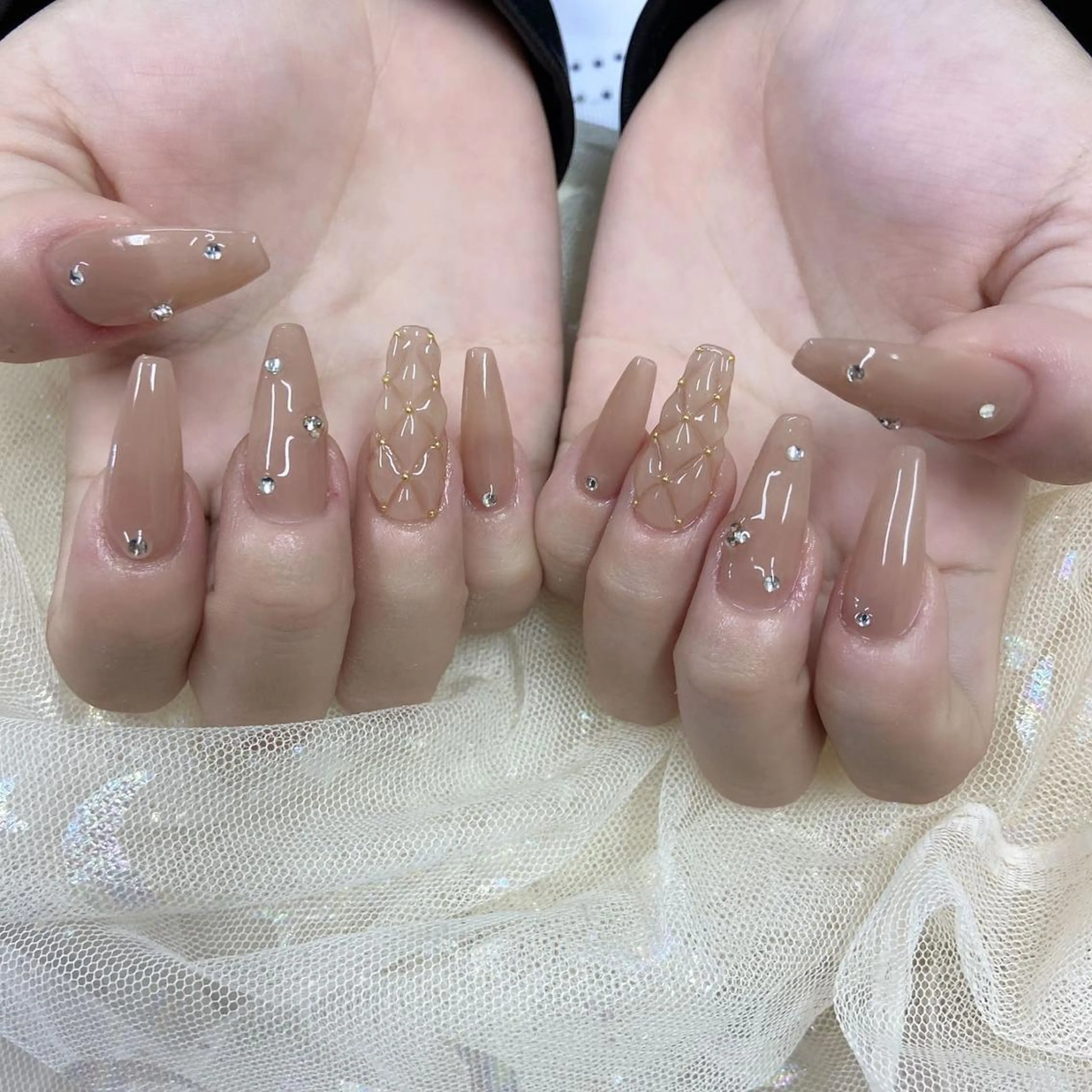 ネイル ハンドネイル Queens PUPUのネイルデザイン