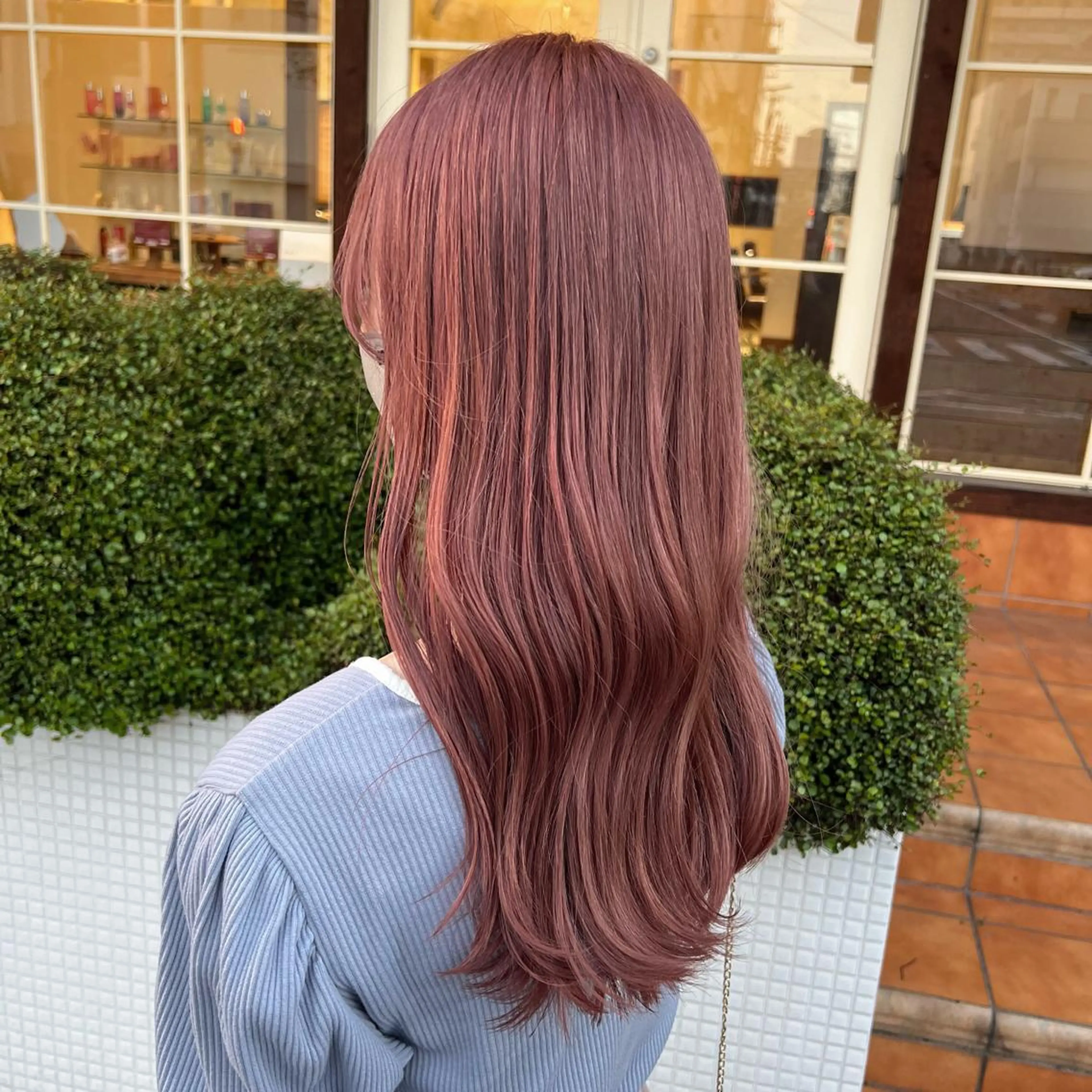 ロング カラー ブリーチ ヘアカラー トリートメント 中村 未夢のヘアスタイル