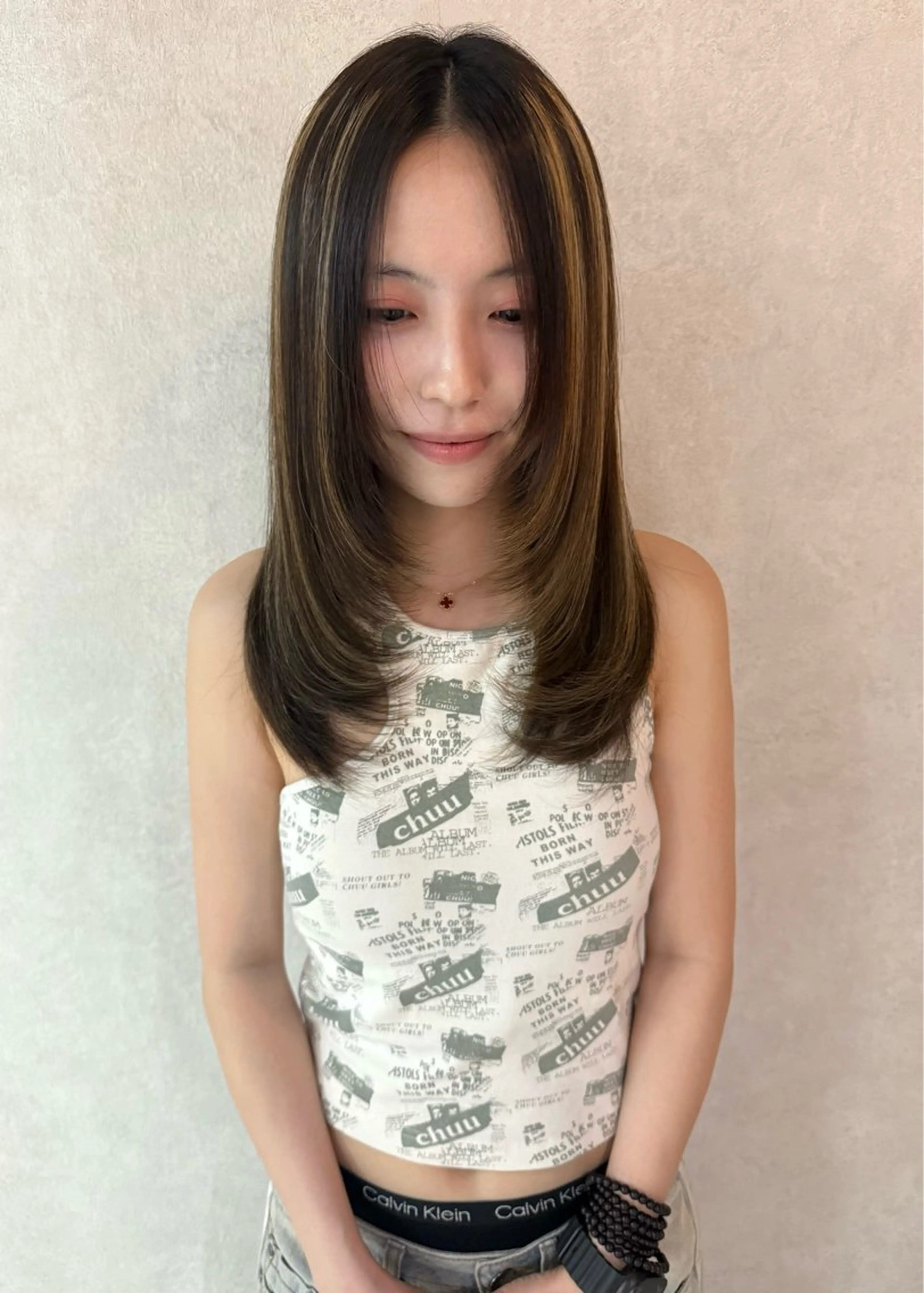 ミディアム 心斎橋/レイヤー/艶 カラー/Haruhiのヘアスタイル