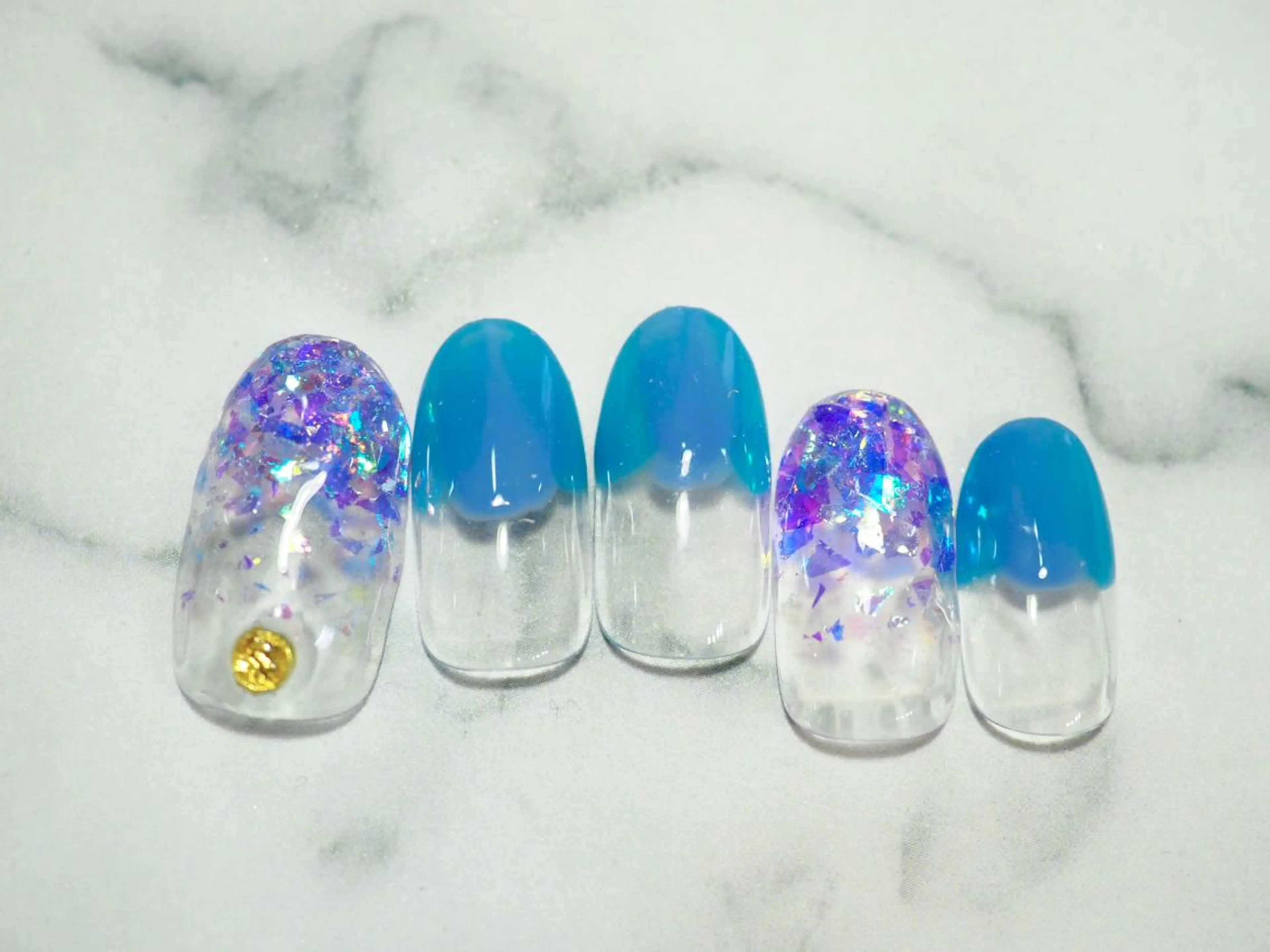 ネイル トップネイリスト Ribbon立川店のネイルデザイン