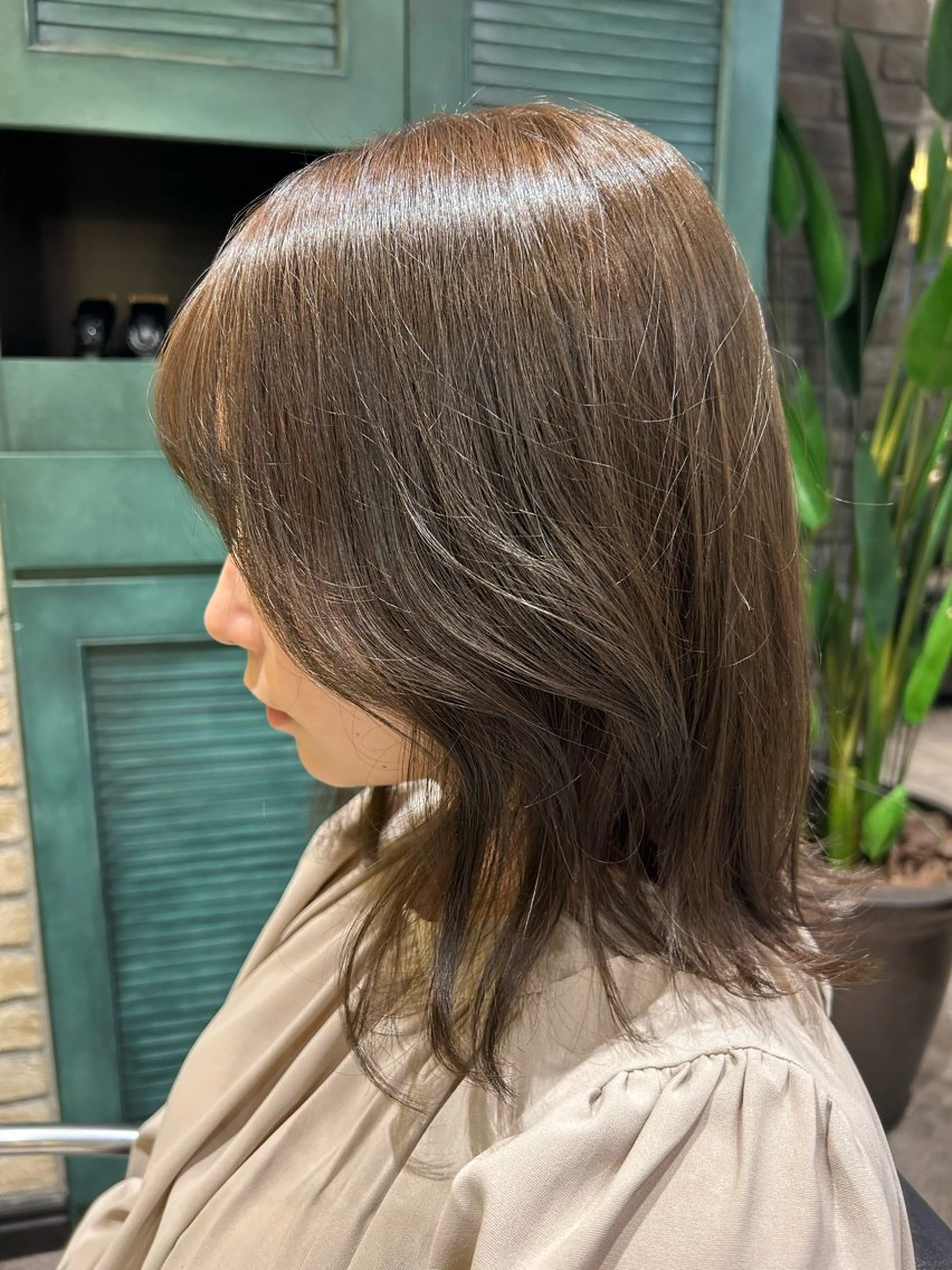 セミロング モナン新宿所属・曲がる縮毛 メンズ 毛流れ 佐々木 優のヘアスタイル