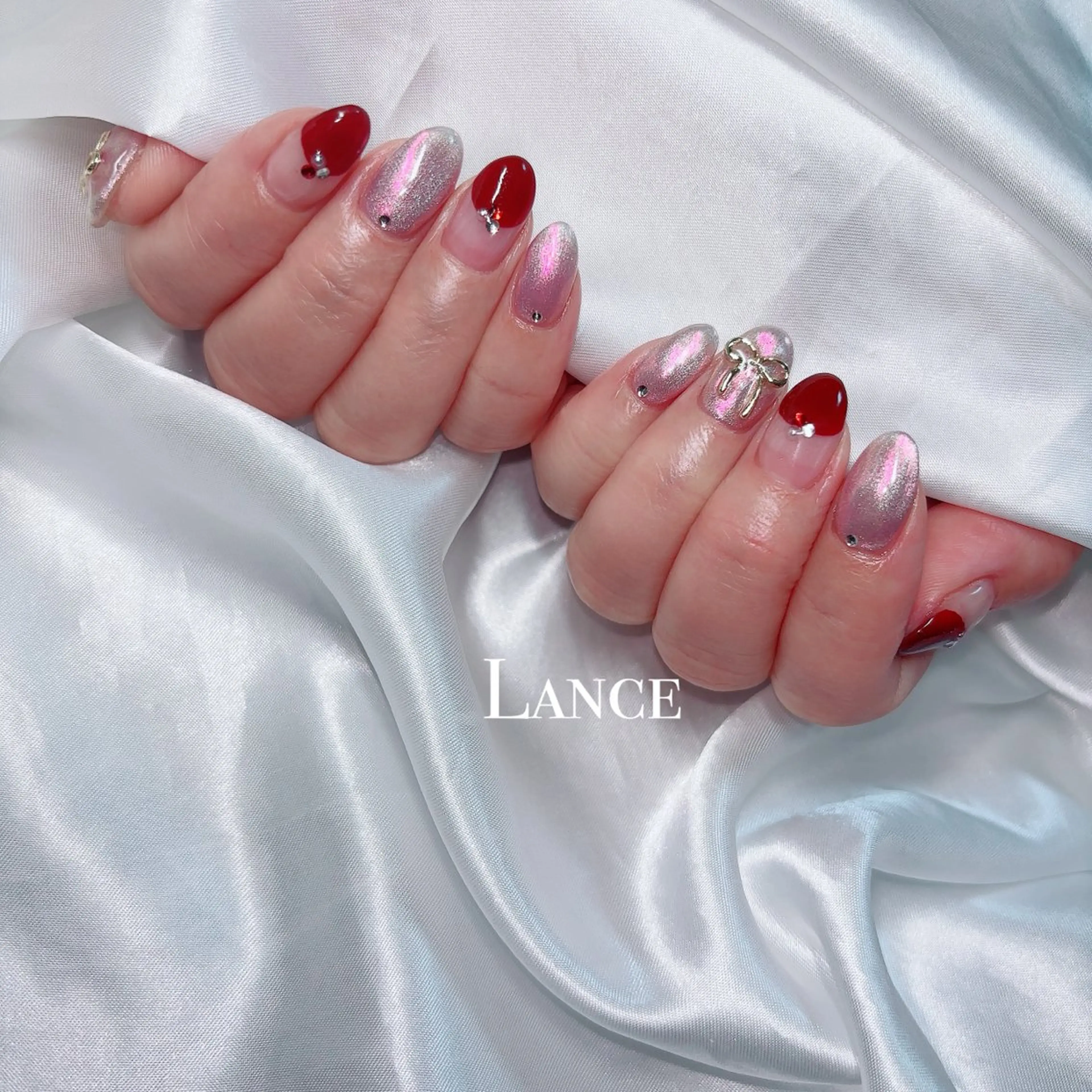 ネイル オーロラネイル フットネイル キラキラネイル 韓国ネイル マグネットネイル ハンドネイル Lance nailのネイルデザイン