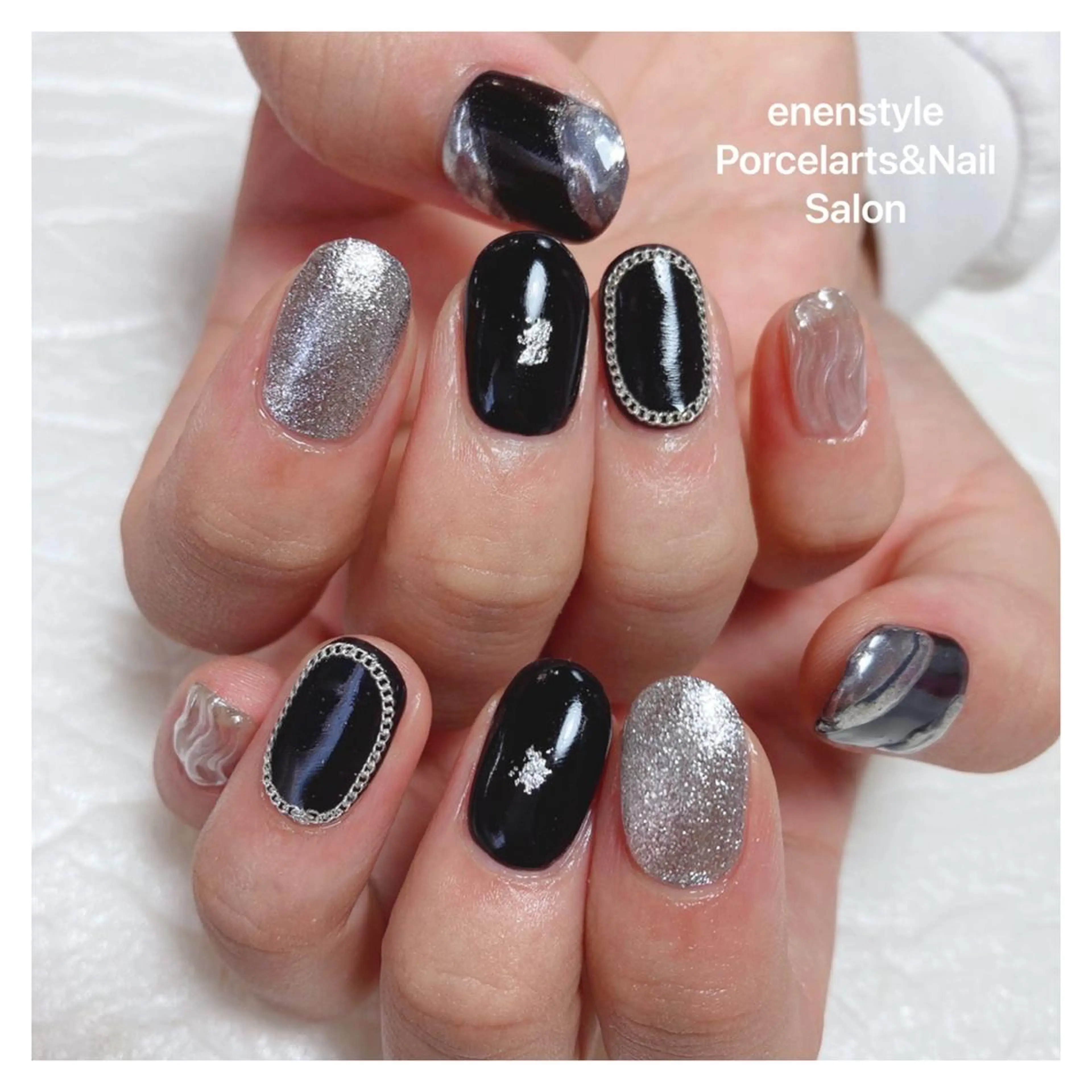 ミディアム ネイル ハンドネイル 👑enen style👑のネイルデザイン